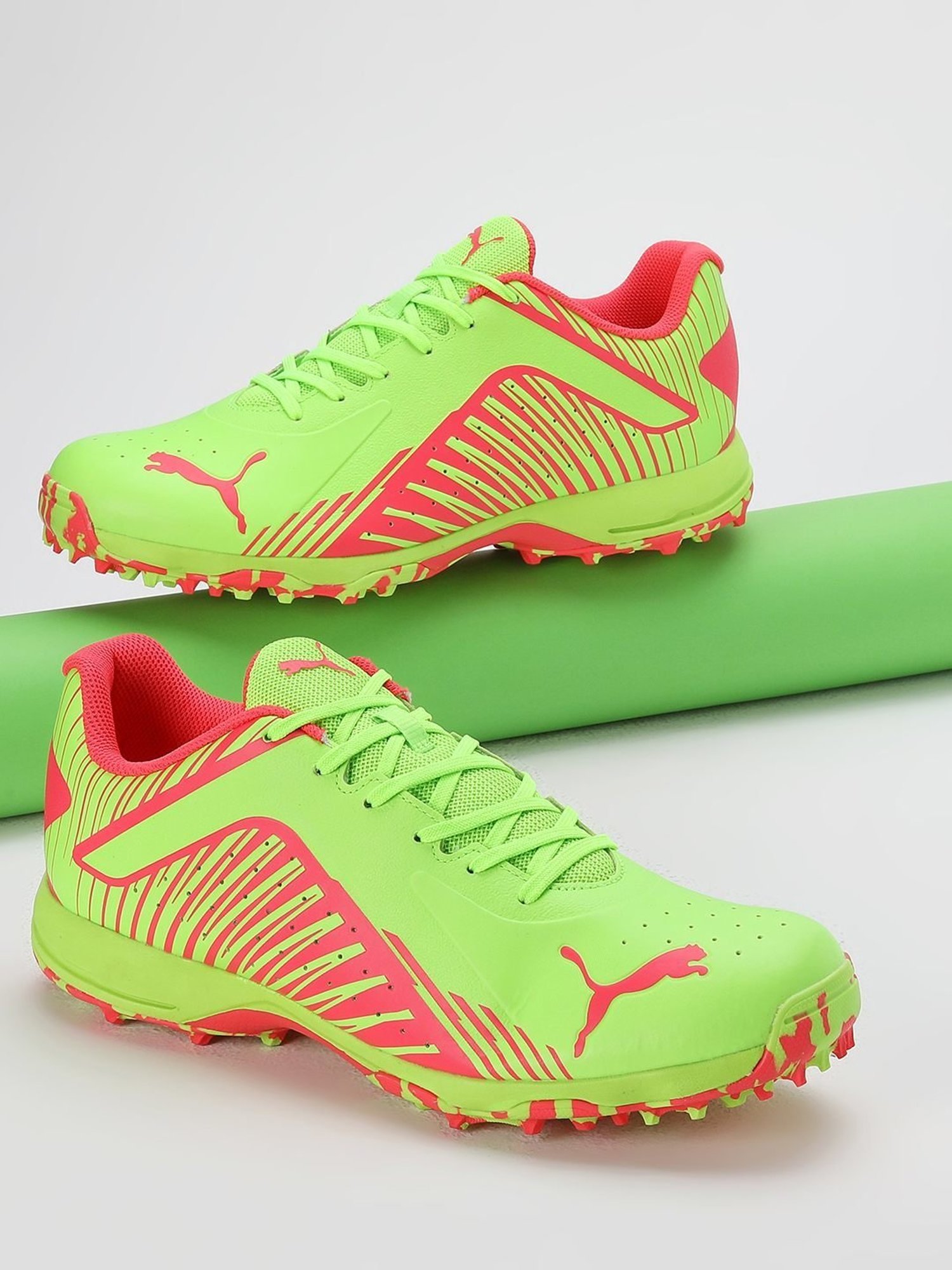 Puma Men's 22 FH Pro Green Cricket Shoes