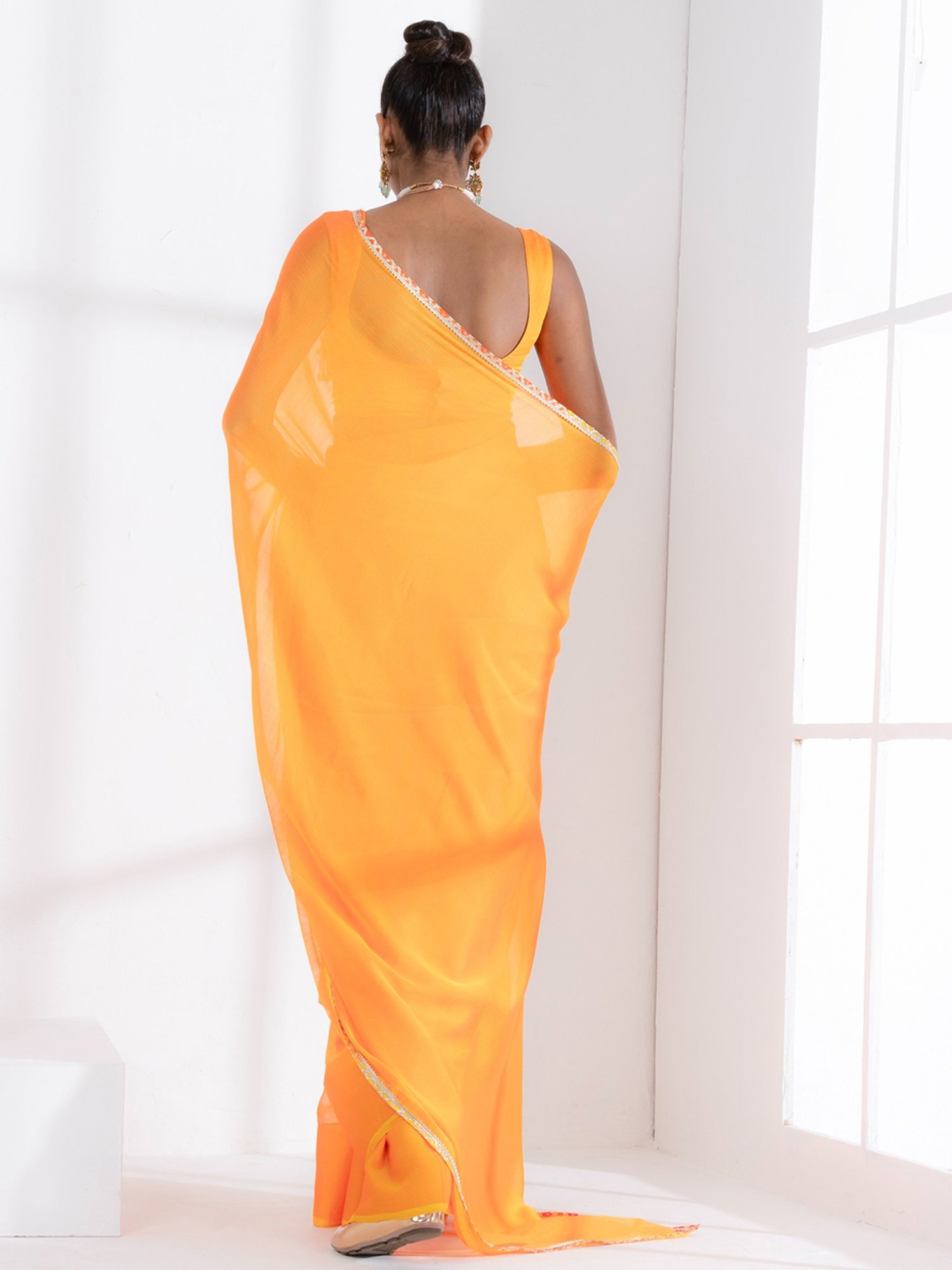 Swtantra Yellow Plain Saree With Unstitched Blouse