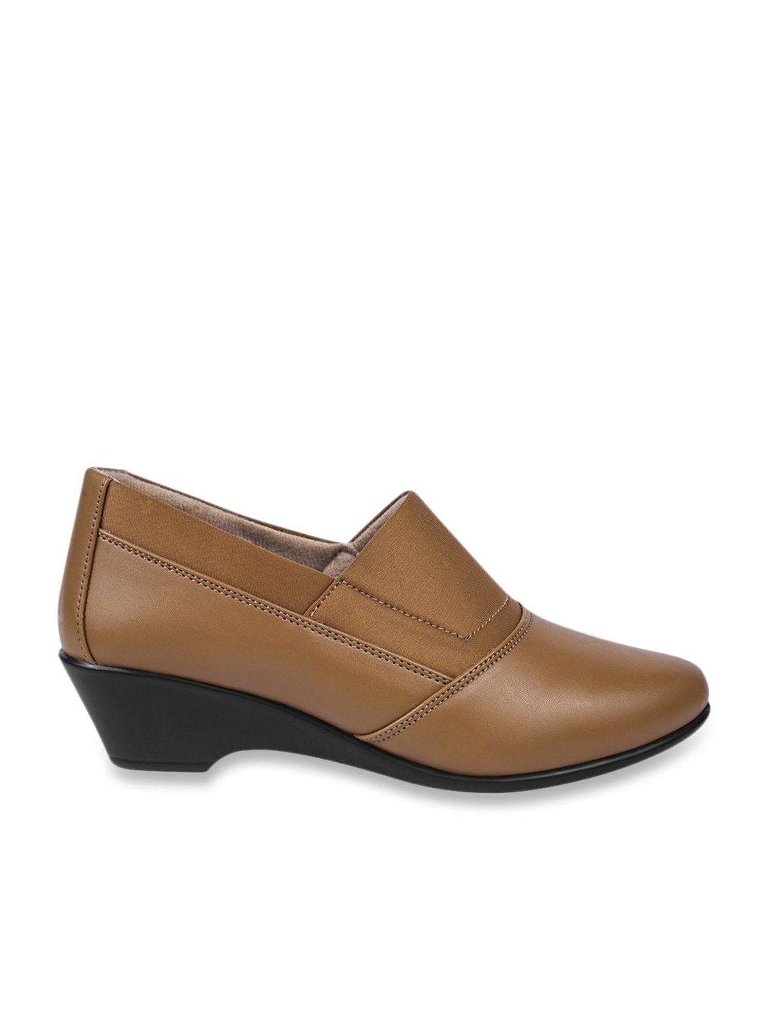 The White Pole Women's Tan Casual Pumps