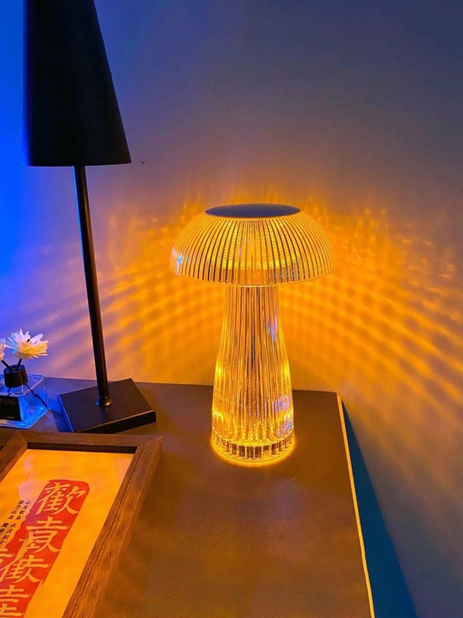 Xergy Crystal Jellyfish Table Lamp with Touch Control and Usb Rechargeable (Warm white)