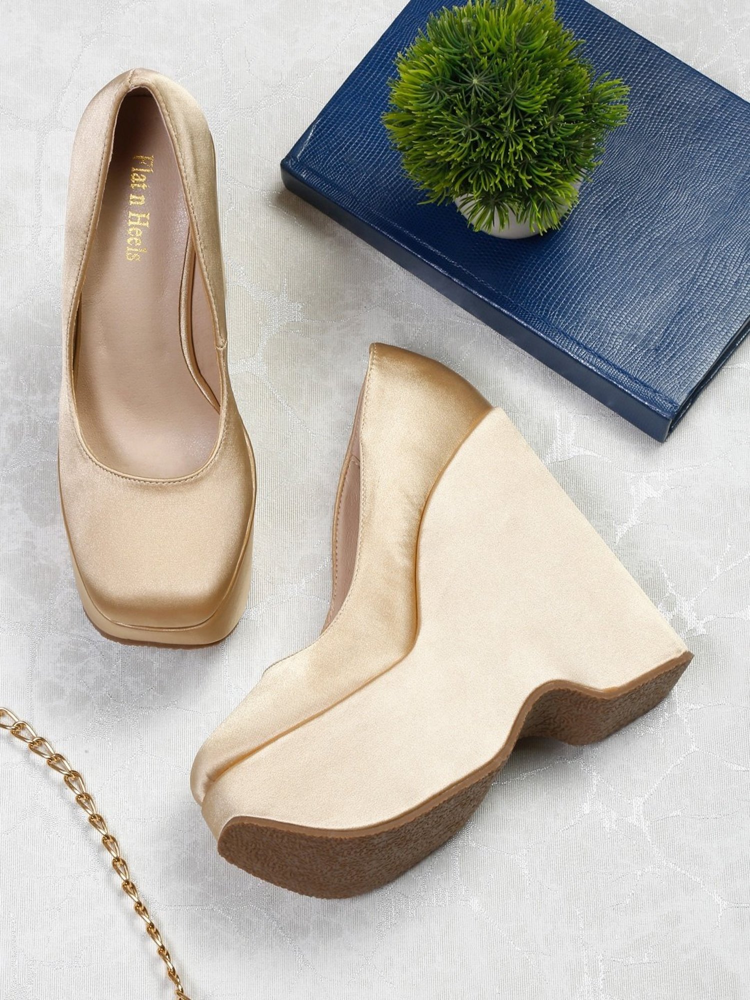 Flat N Heels Women's Golden Wedge Pumps