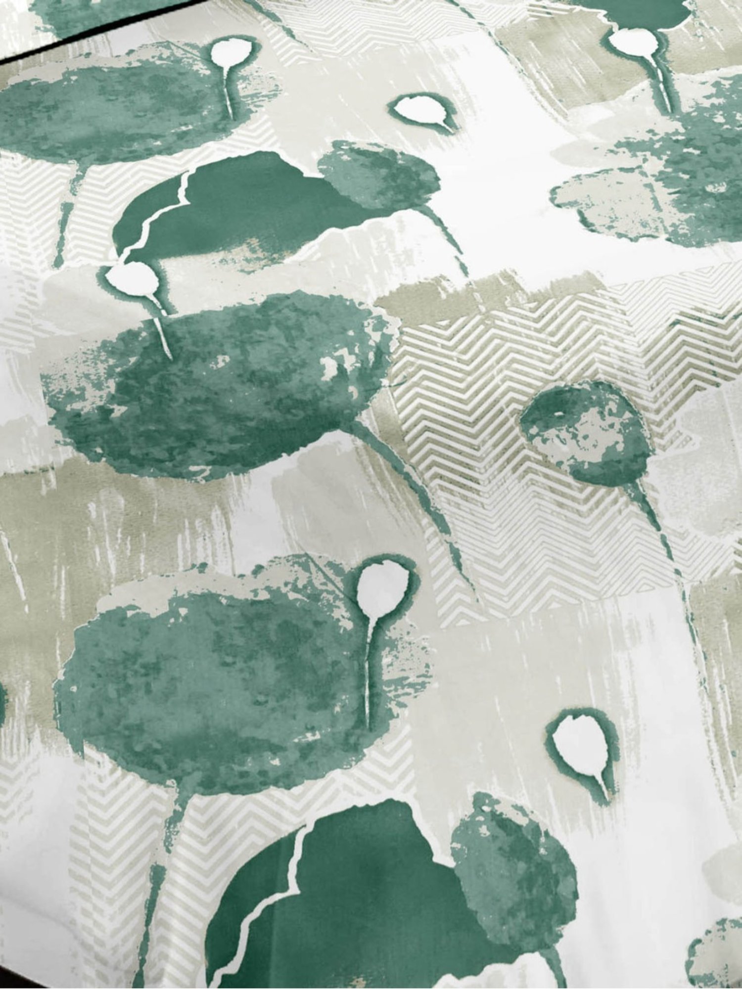 Ariana Rome Floral Green 210 TC Cotton Super king Bedsheet with 2 Pillow Covers