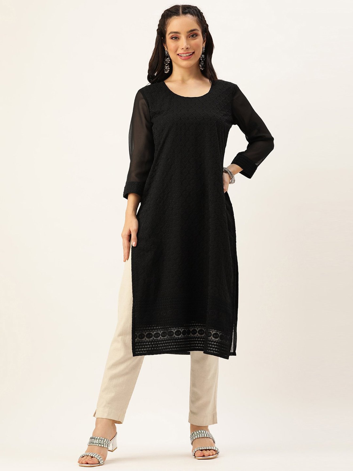 SWAGG INDIA Black Embroidered Straight Kurta