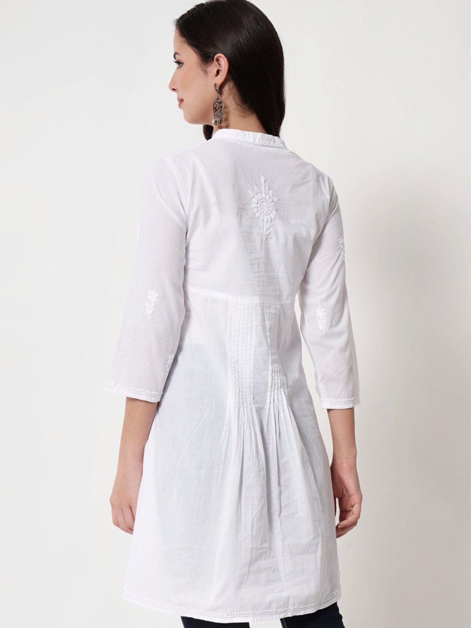 PARAMOUNT CHIKAN White Cotton Hand Embroidered Chikankari A Line Kurti