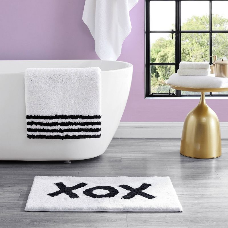 2pc Bold Striped Bath Rug Set White - Betseyville
