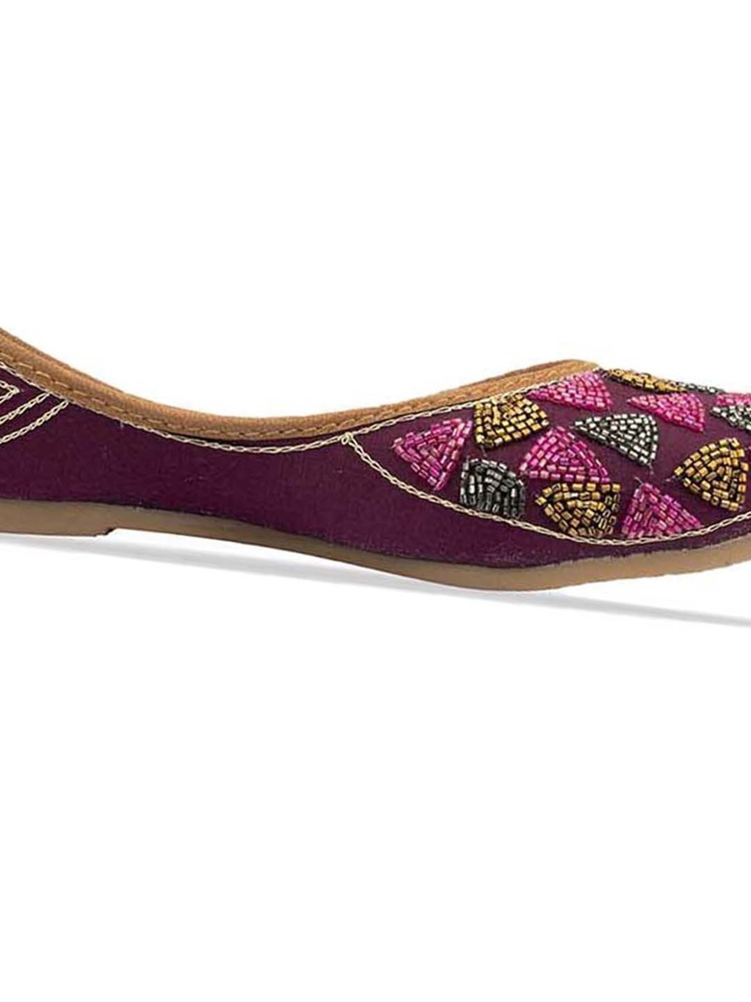 Desi Colour Women's Mauve Ethnic Juttis