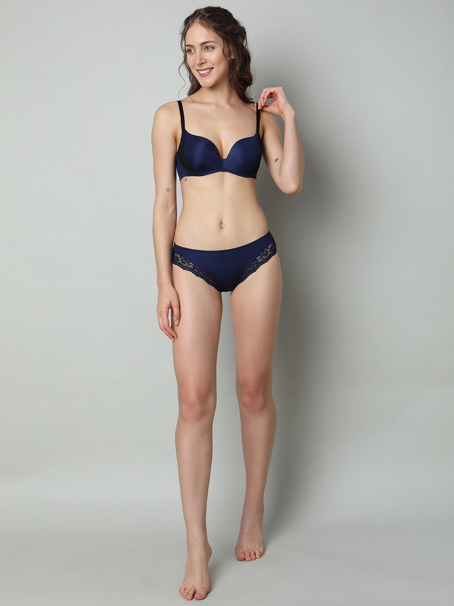 Vero Moda Intimates Blue Lace Medium Coverage Push-Up Bra