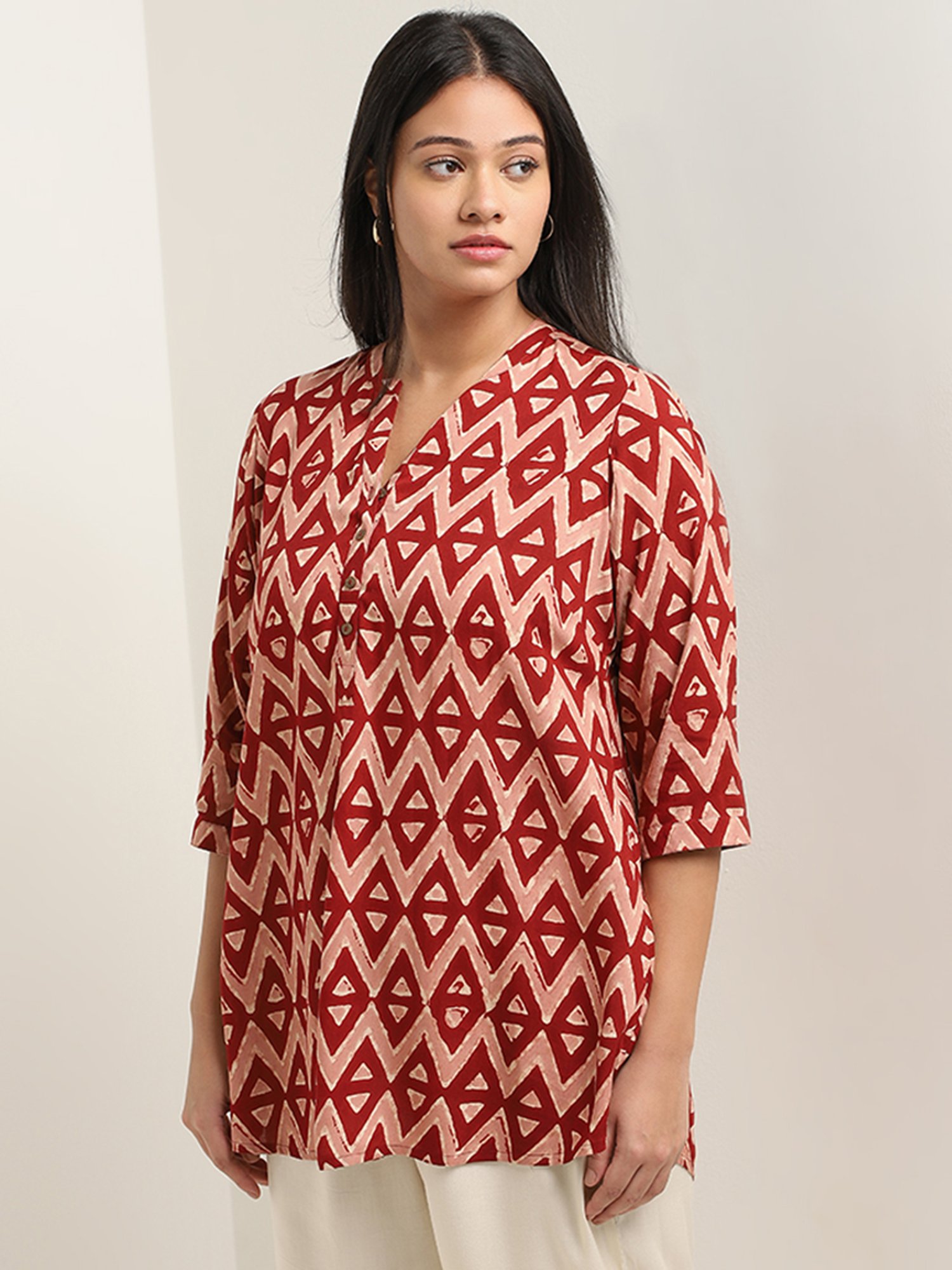 Diza by Westside Maroon Geometric Ikat Printed Straight Kurti