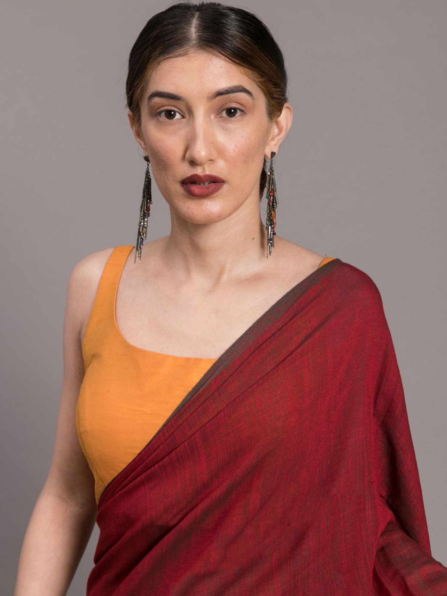 Suta Maroon Plain Saree Without Blouse
