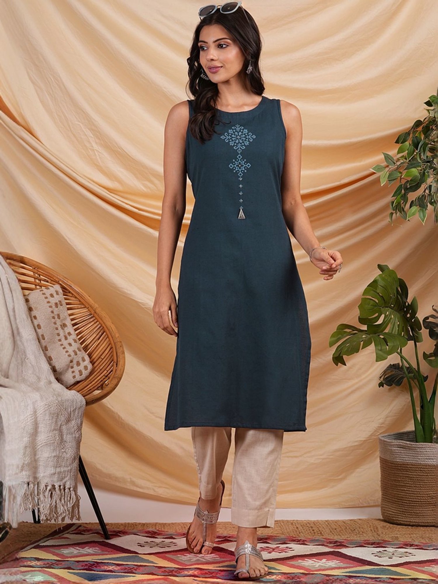 Kami Kubi Blue Cotton Printed Straight Kurta