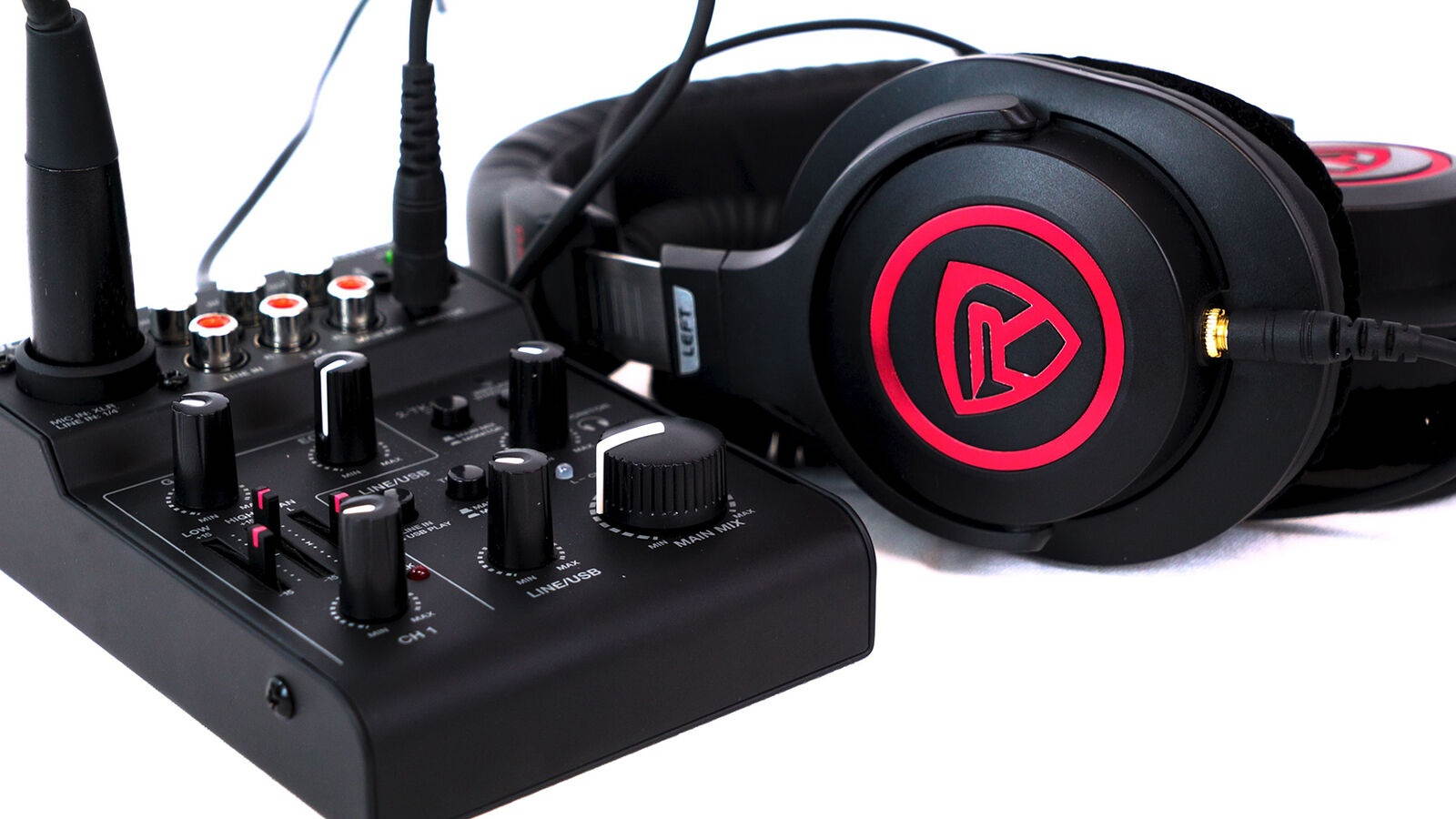 Focusrite Scarlett 18i8 (3rd Gen) USB Audio Interface