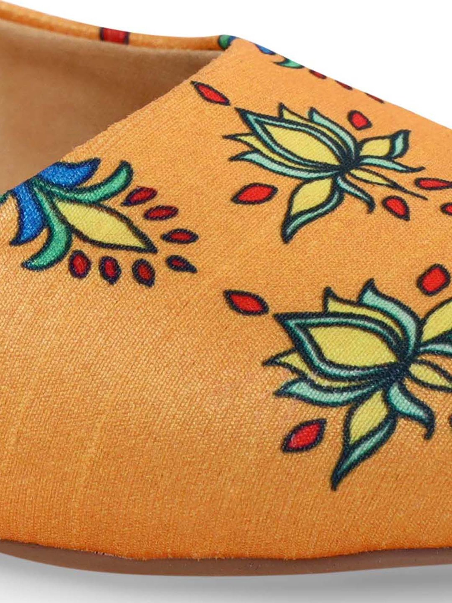 Truffle Collection Women's Golden Flat Ballets