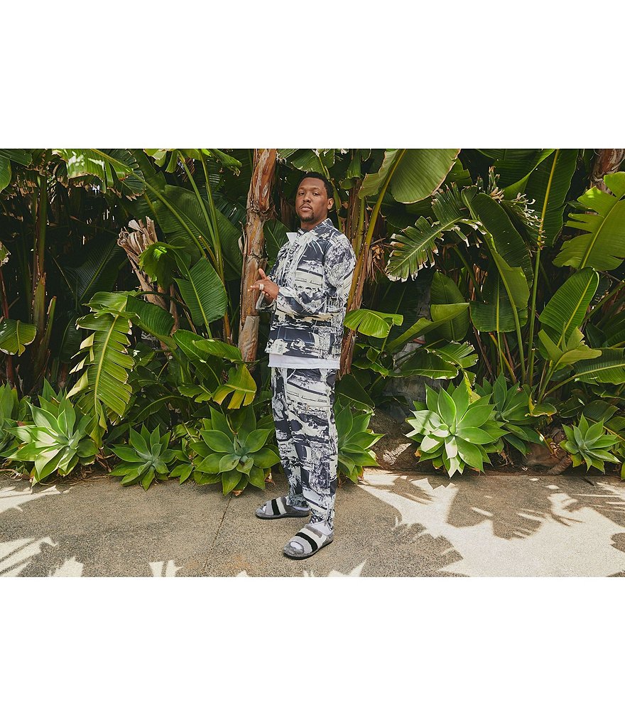 UGG&reg; Men's Scuff Logo Suede Slippers