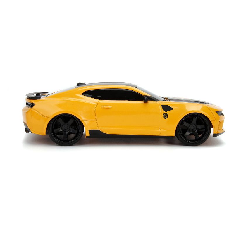 Jada Toys Hollywood Rides RC Transformers The Last Knight BumbleBee 2016 Chevy Camaro Remote Control Vehicle 1:16 Scale Glossy Yellow