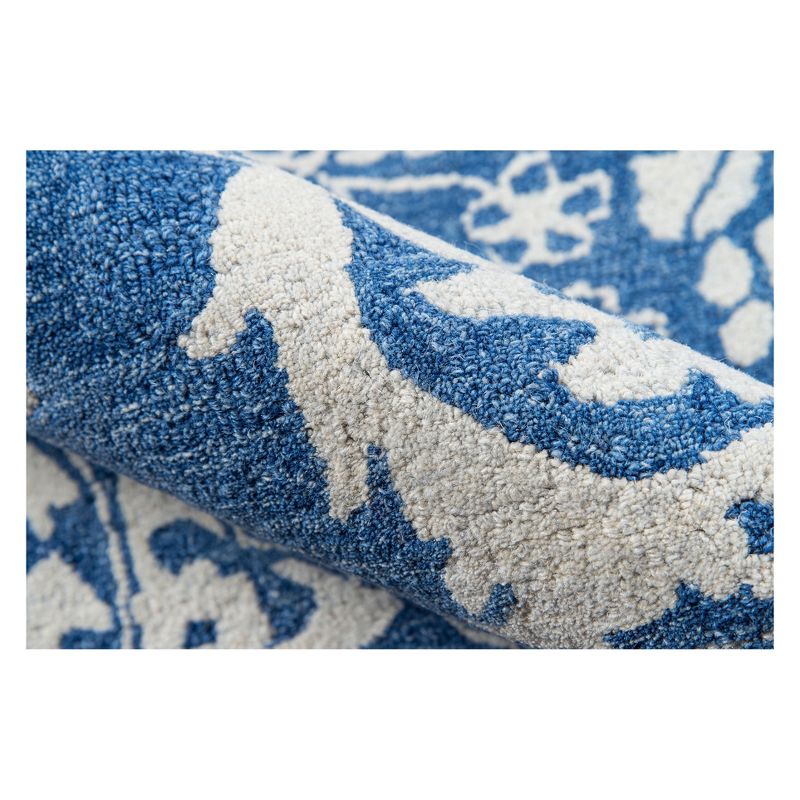 2'x3' Floral Tufted Accent Rug Blue - Momeni