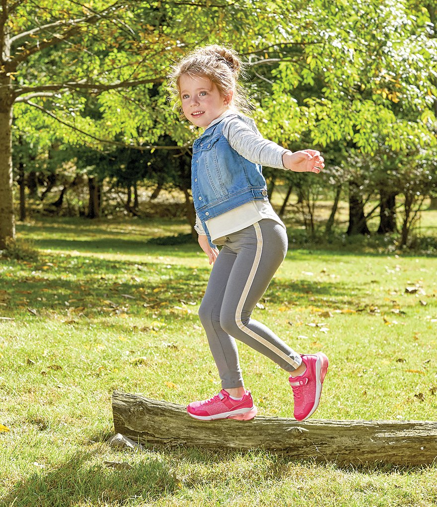 Stride Rite Girls' Radiant Bounce Made2Play Lighted Washable Sneakers (Infant)