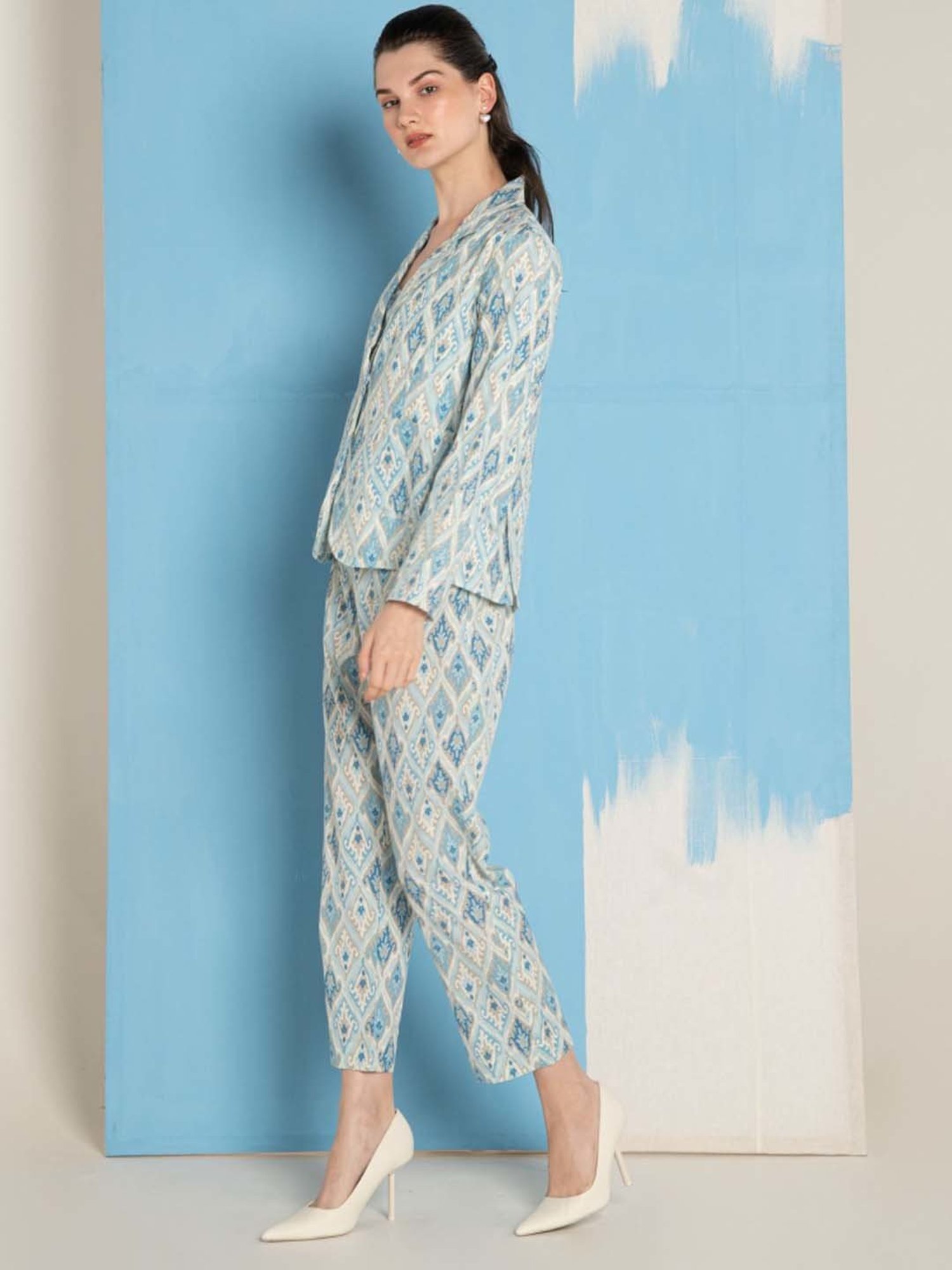 Ekohum Blue Cotton Flex Ikhat Print Coat with Cotton Flex Ikhat Print Pant Co-Ord Set
