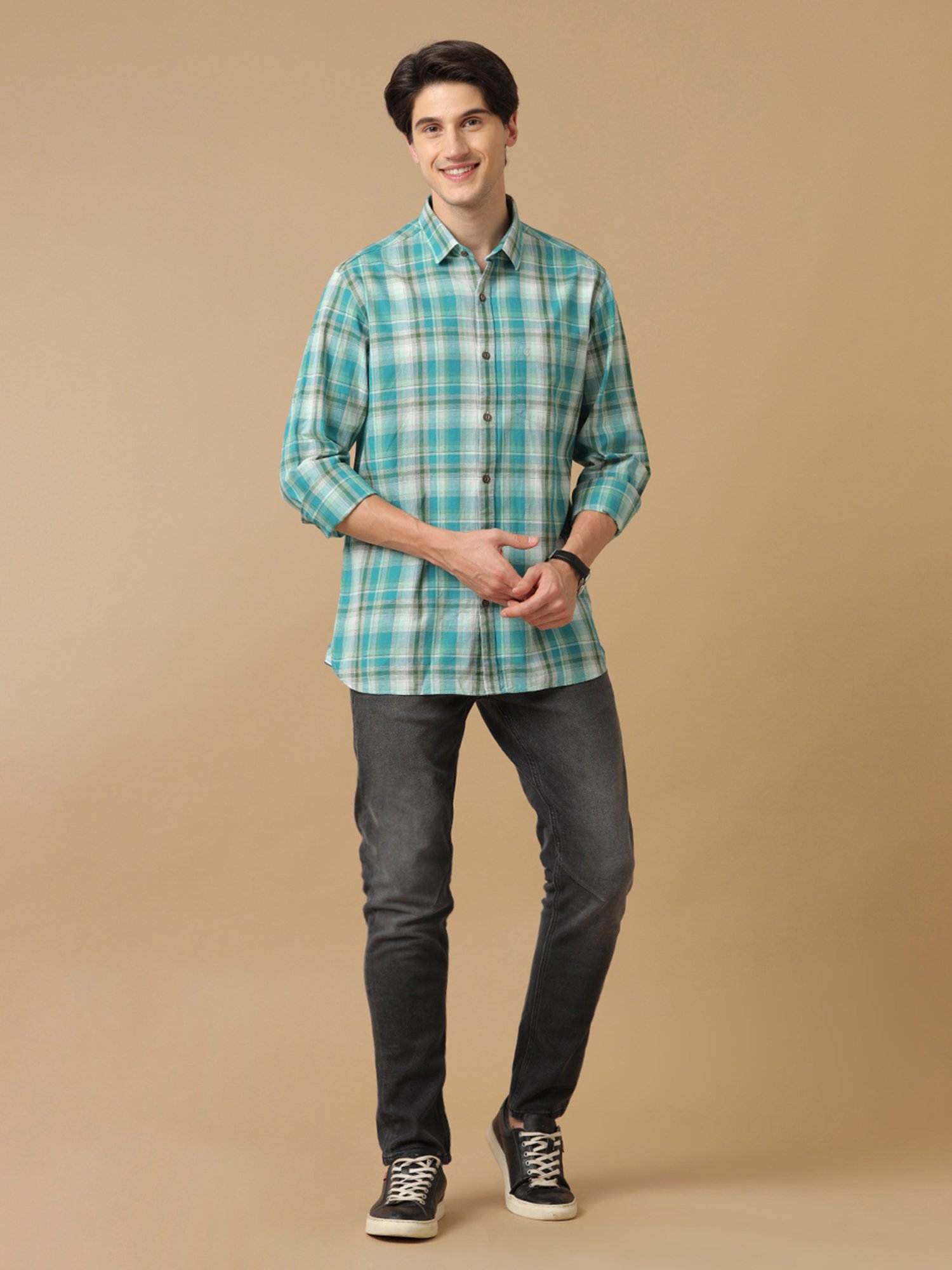 CAVALLO by Linen Club Green Contemporary Fit Check Shirt