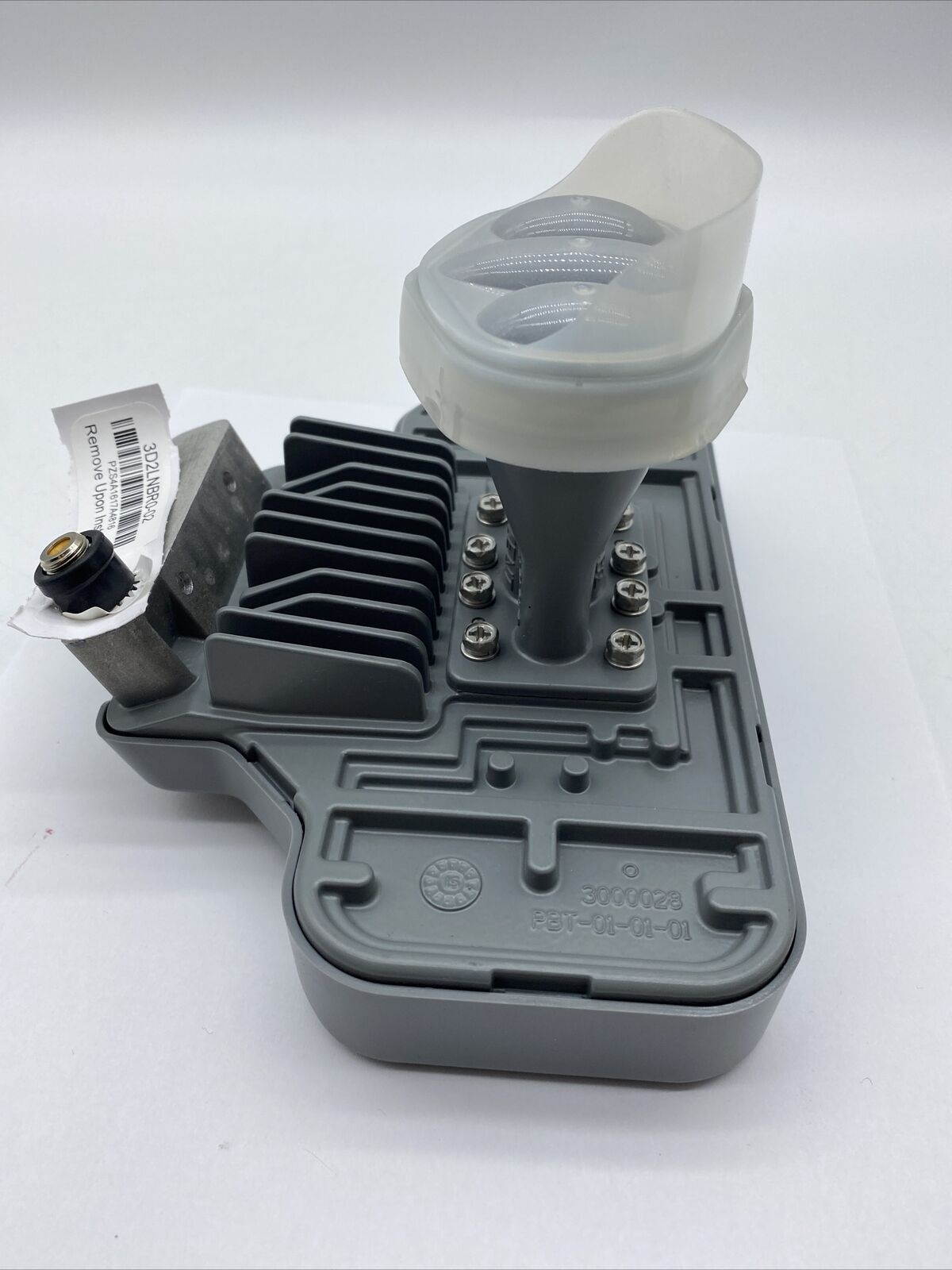 DirecTV 3D2 SWM LNB SWM  3D2LNBR0-02  NEW