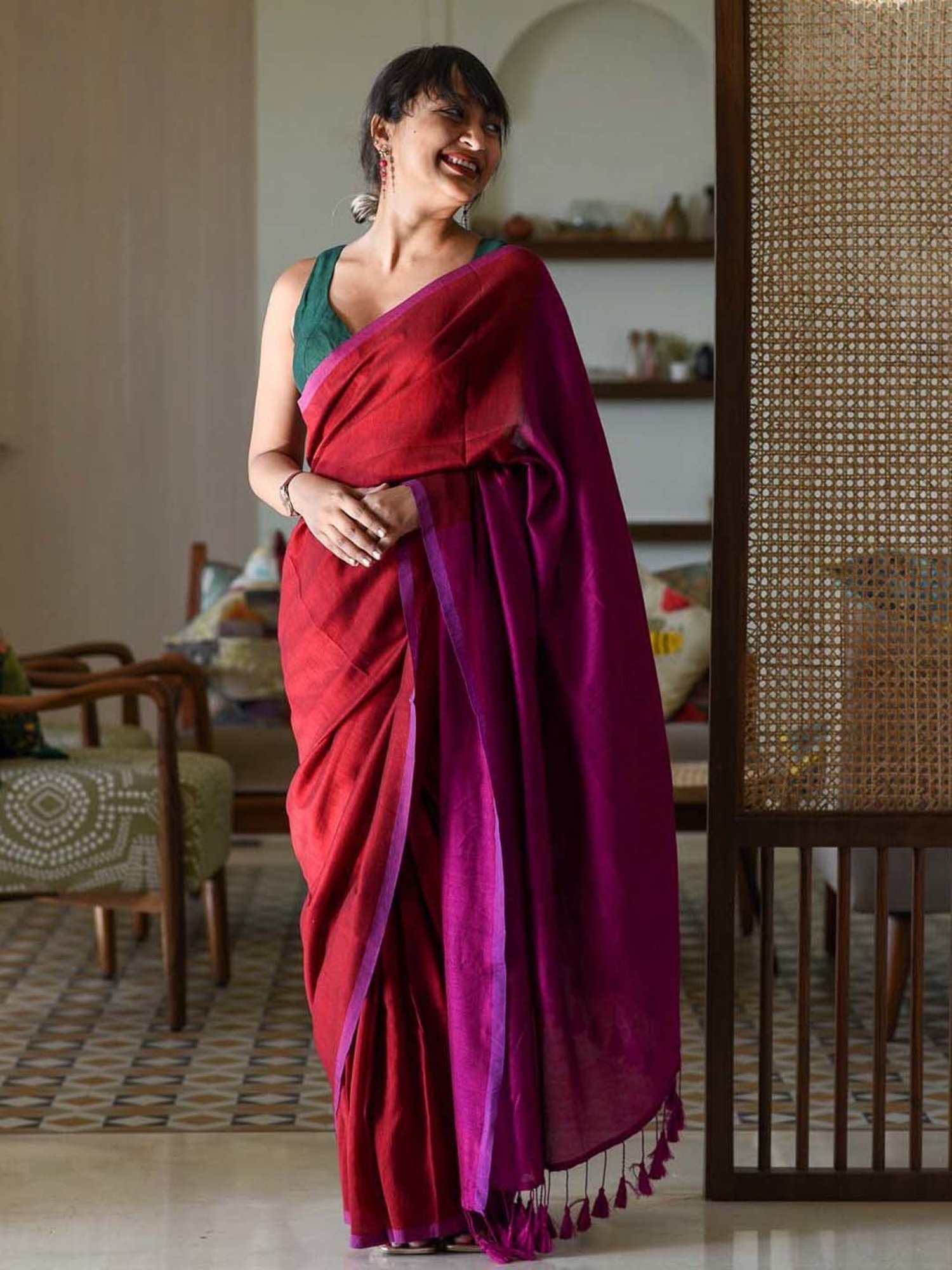 Suta Maroon & Purple Woven Saree