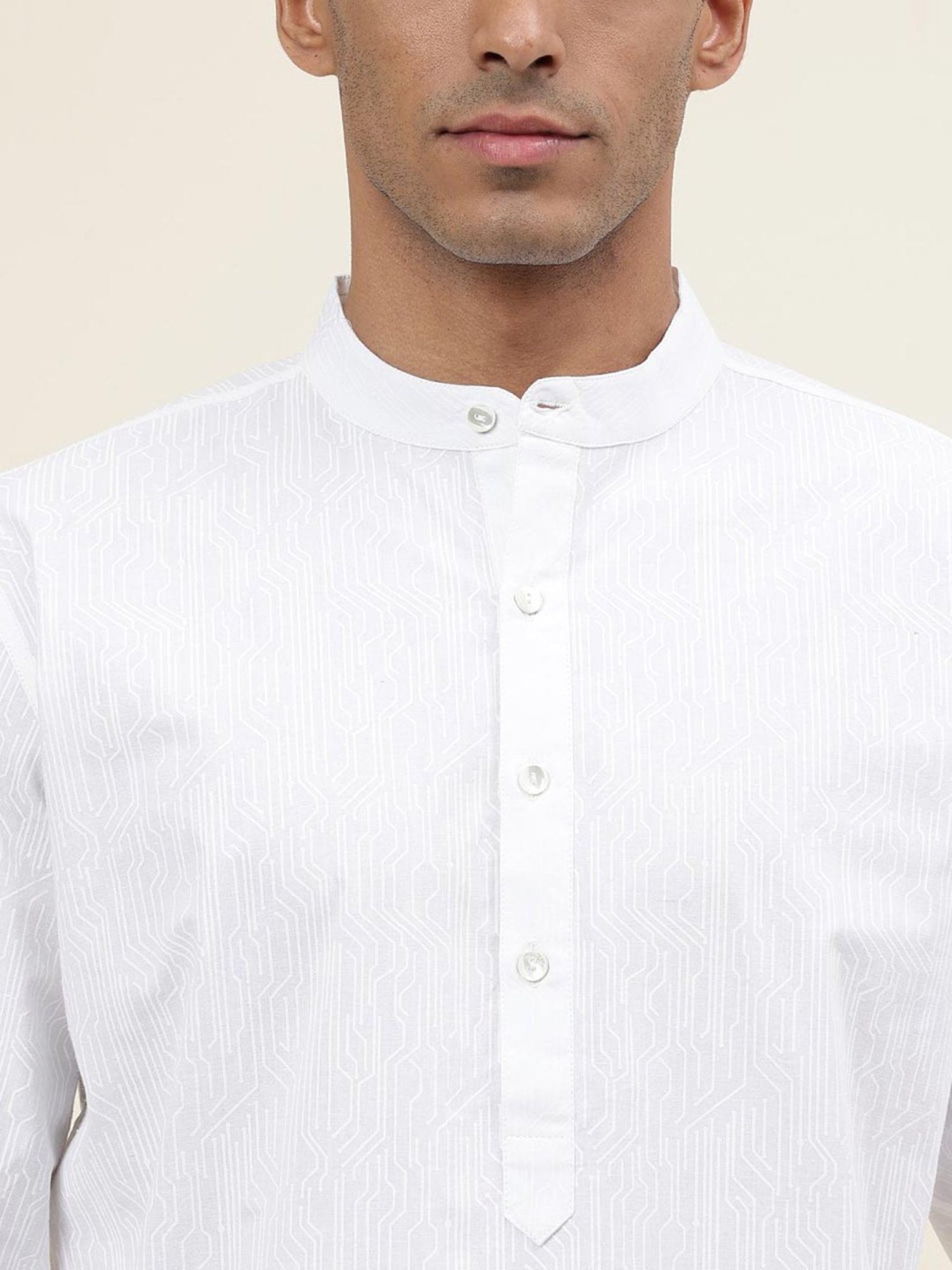 Manthan Red Full Sleeves Solid Kurta