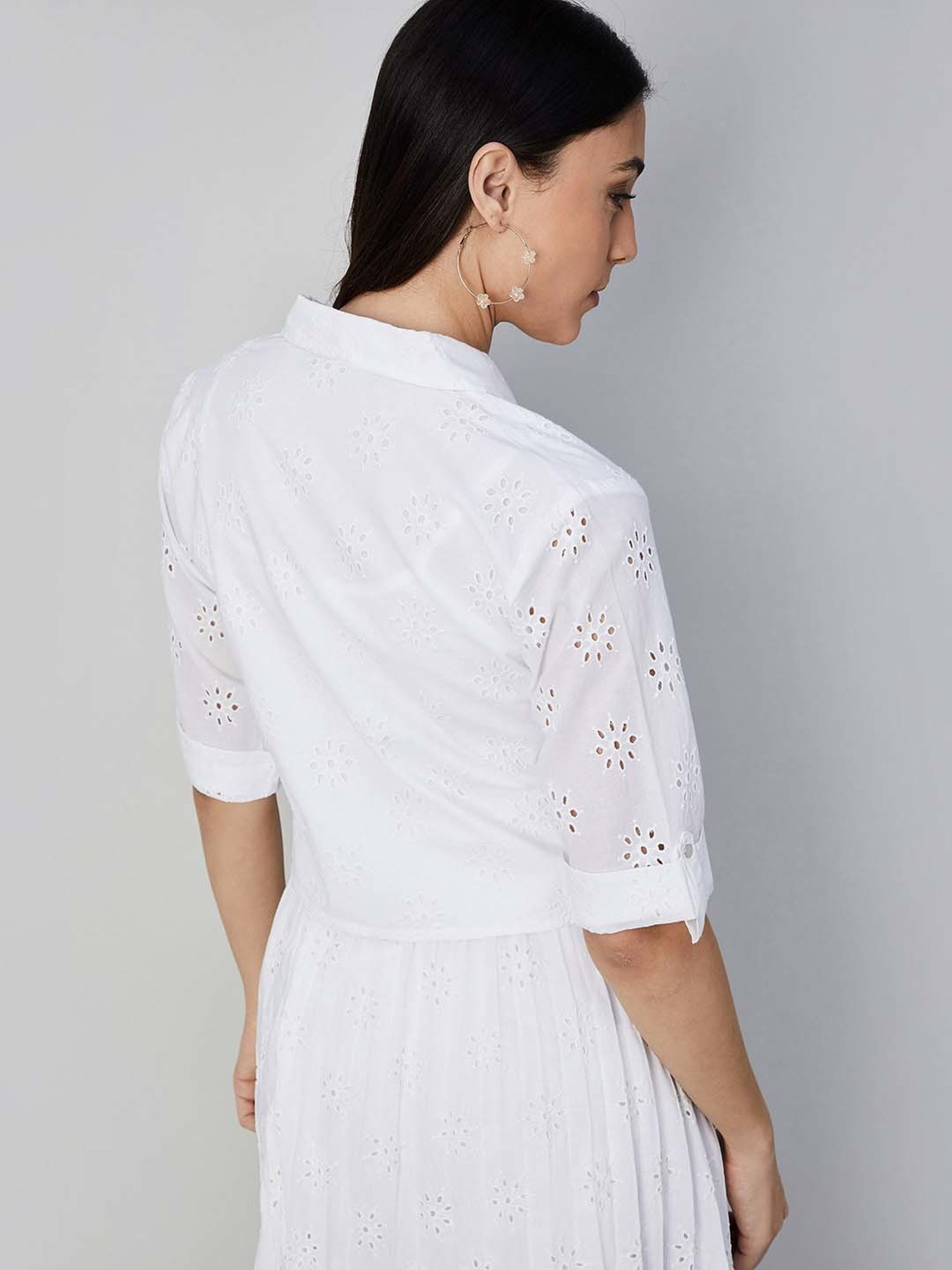 Code by Lifestyle Off-White Cotton Self Pattern Shrug