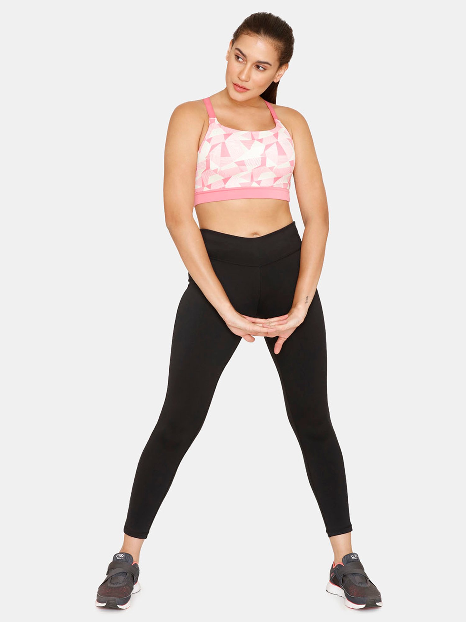 Zelocity by Zivame Pink & White Non Wired Non Padded Sports Bra