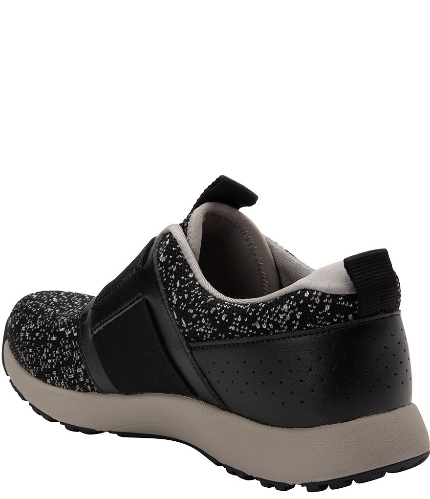 Traq by Alegria Volition Snake Dream Fit Knit Pedometer Slip-On Stretch Sneakers