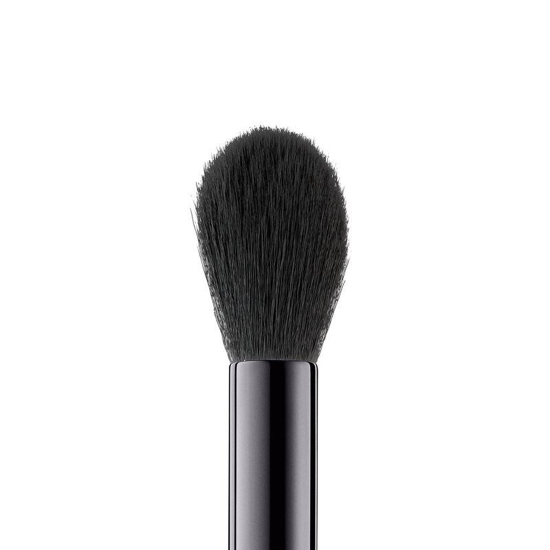 e.l.f. Highlighting Brush