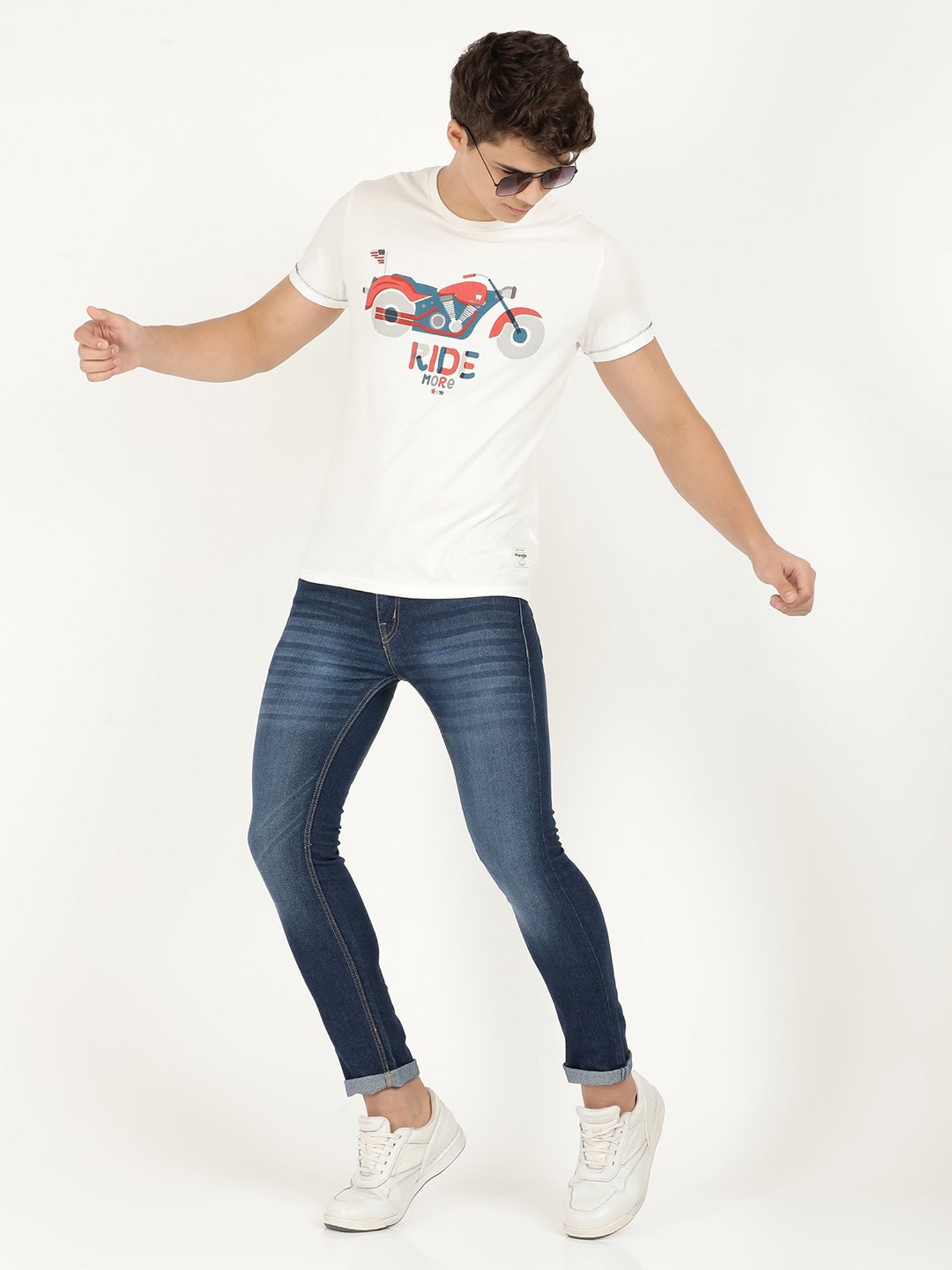 Wrangler Snow White Cotton Regular Fit Printed T-Shirt