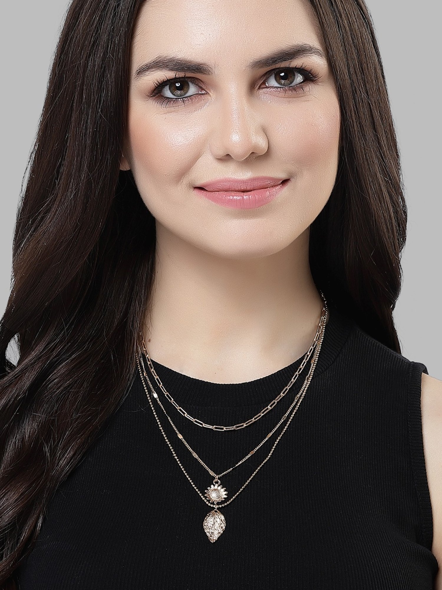 Karatcart Golden Sea Shell and Textured Disk Multicharm Multilayered Chain Women