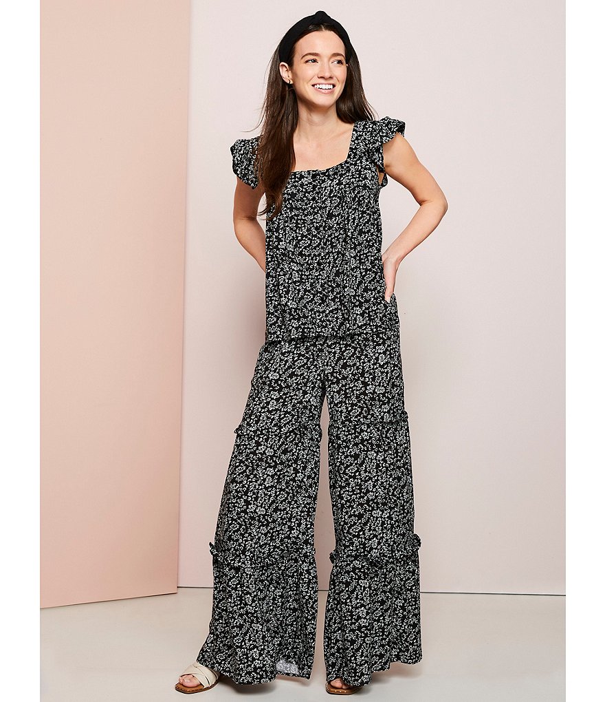 CeCe Countryside Ditsy Floral Ruffle Wide Leg Pants