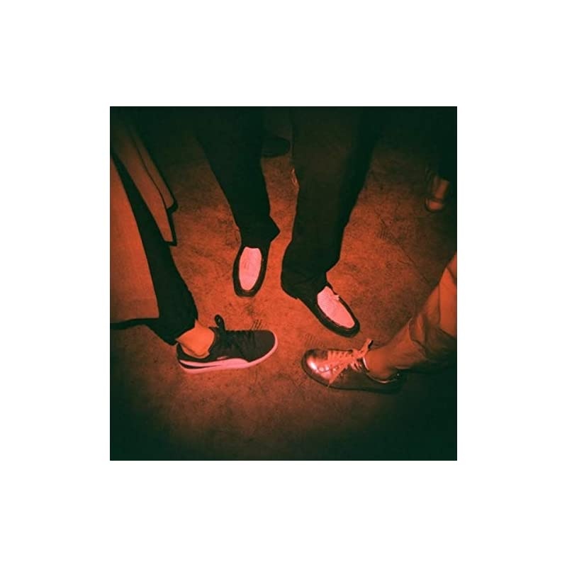 120GCFN Plastic Medium Format Camera with Builtin Flash and Glass Lens Black 296120