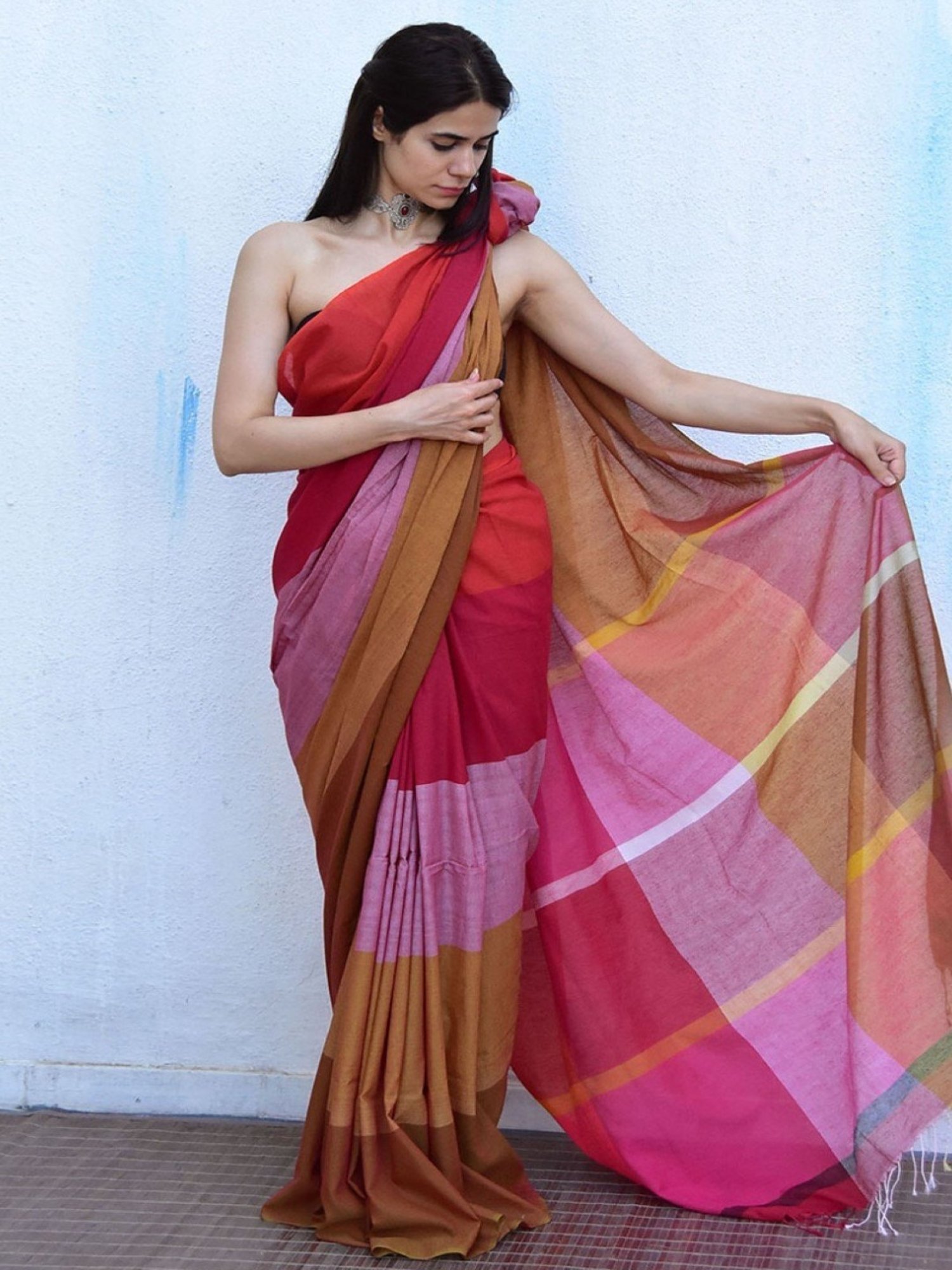 Chidiyaa Leela Dahlia Handwoven Cotton Saree