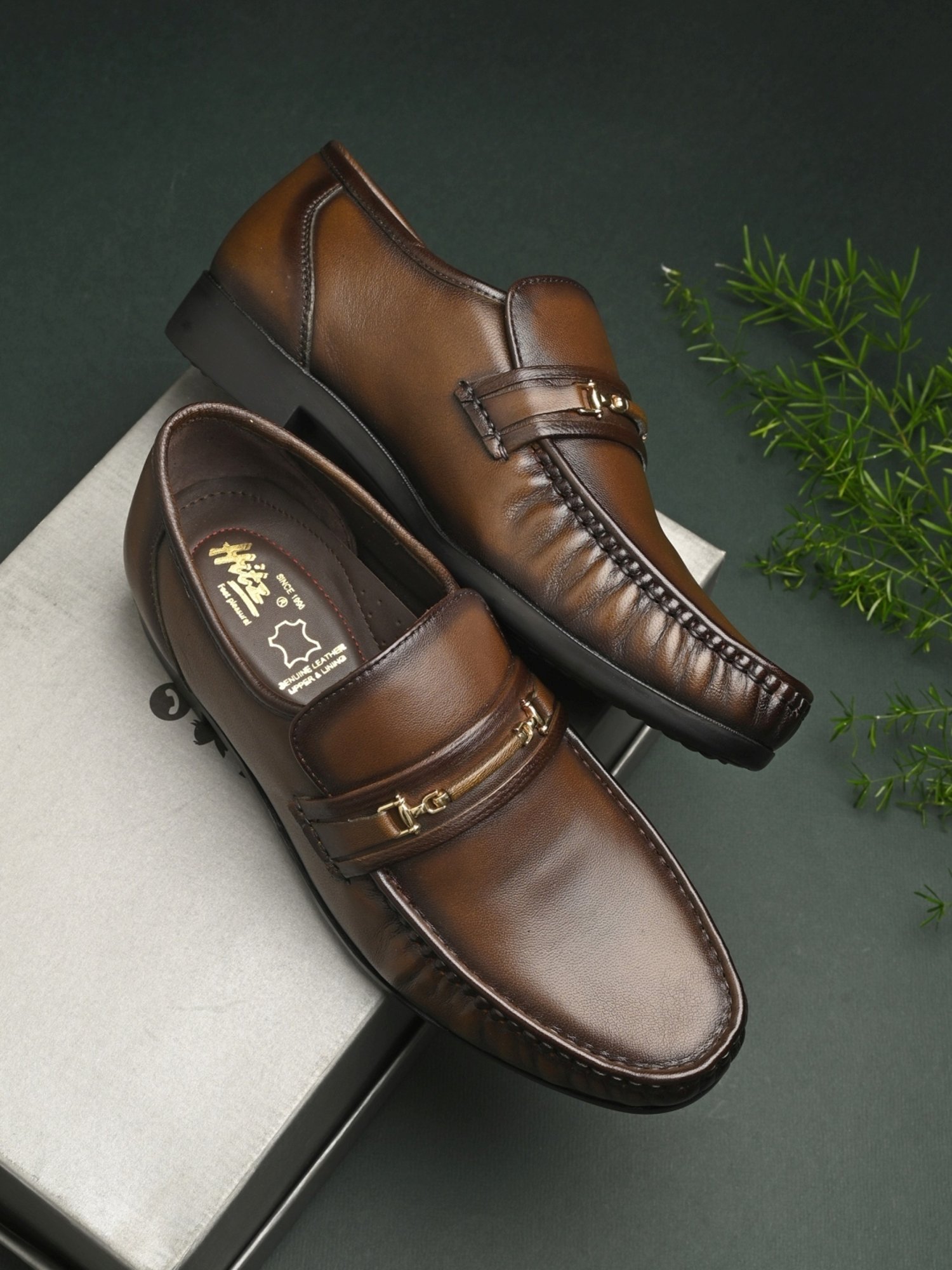 Hitz Men's Brown Formal Loafers