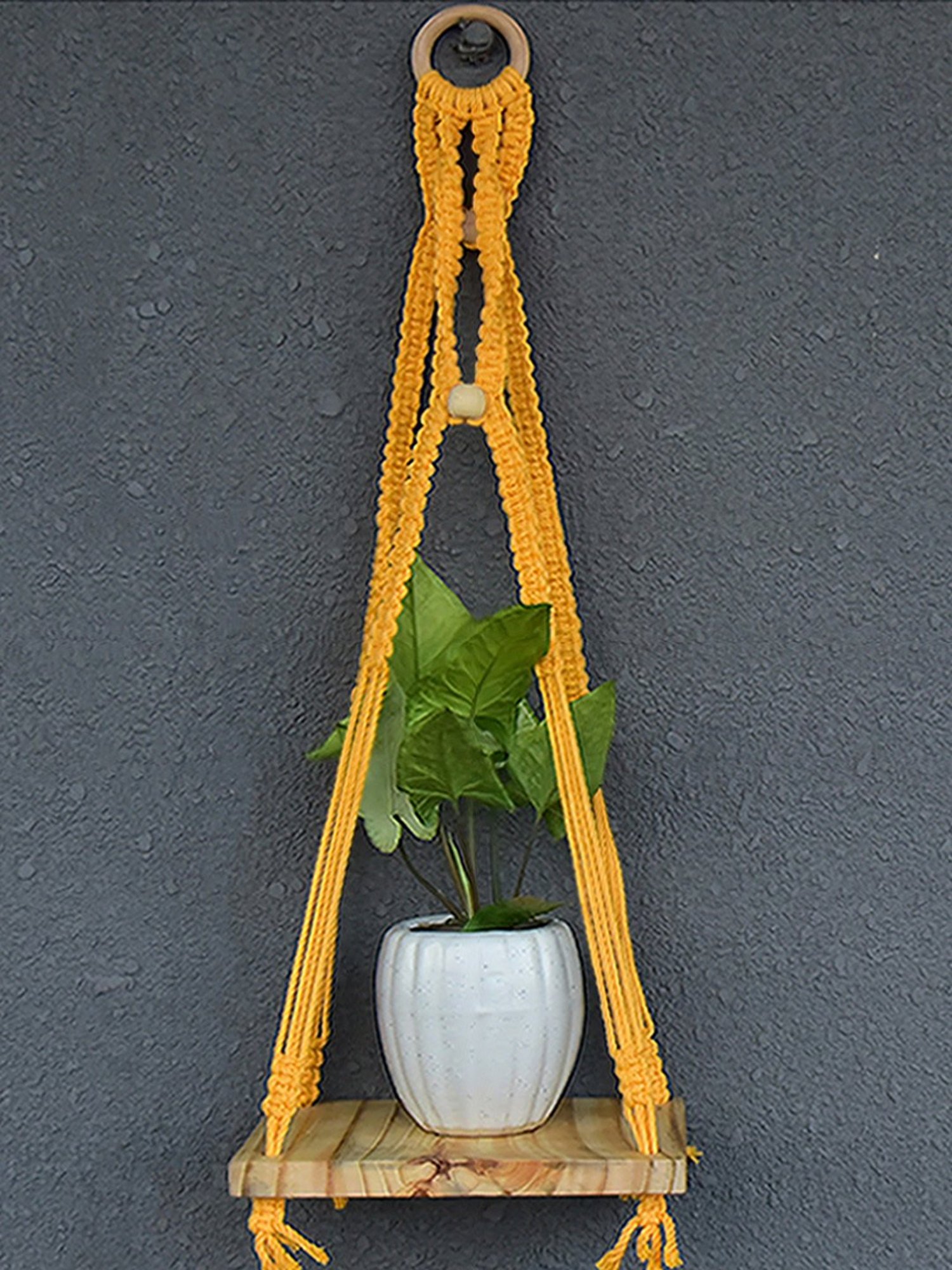 Gathari Macram&iquest; Yellow Pine Wood Wall Hanging Shelf