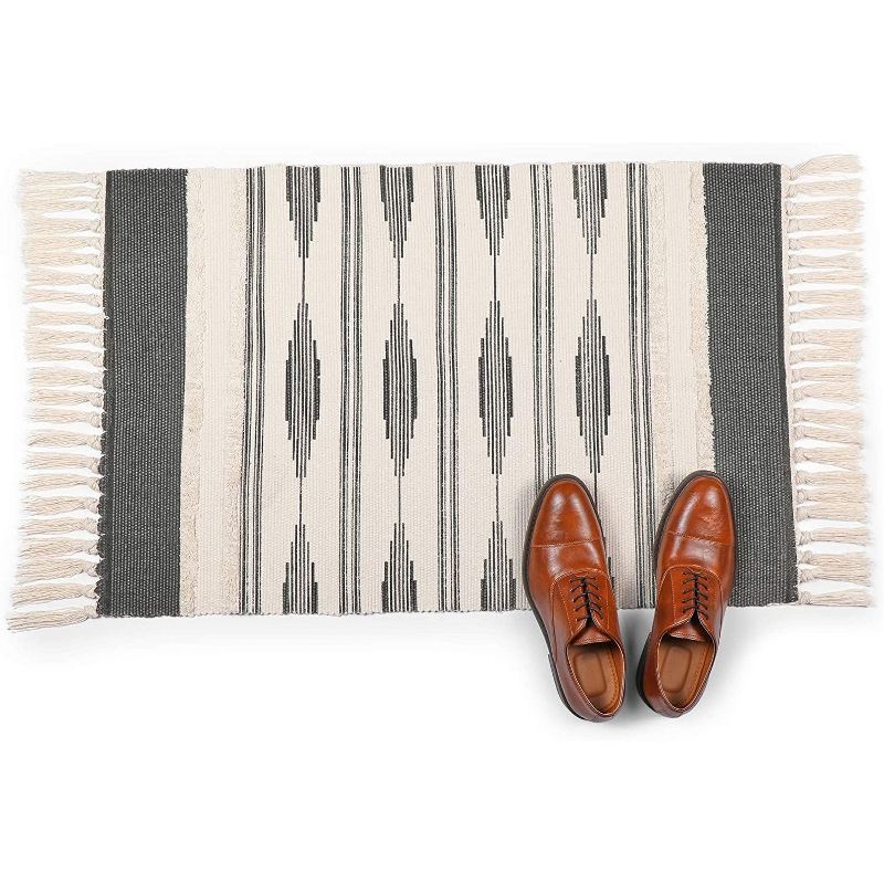 2'2"X4' Jacquard Woven Accent Rugs Pewter/Dark Green - Weave & Wander