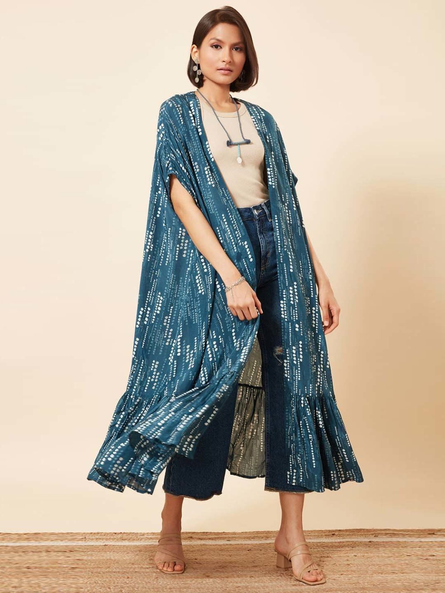 Marigold Lane Indigo Blue Printed Shrug