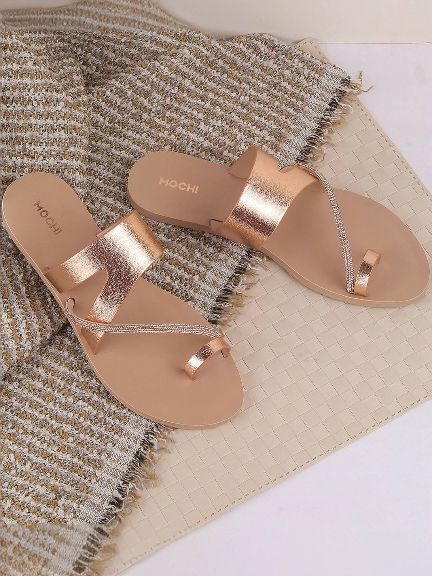 Mochi Women's Rose Gold Toe Ring Sandals