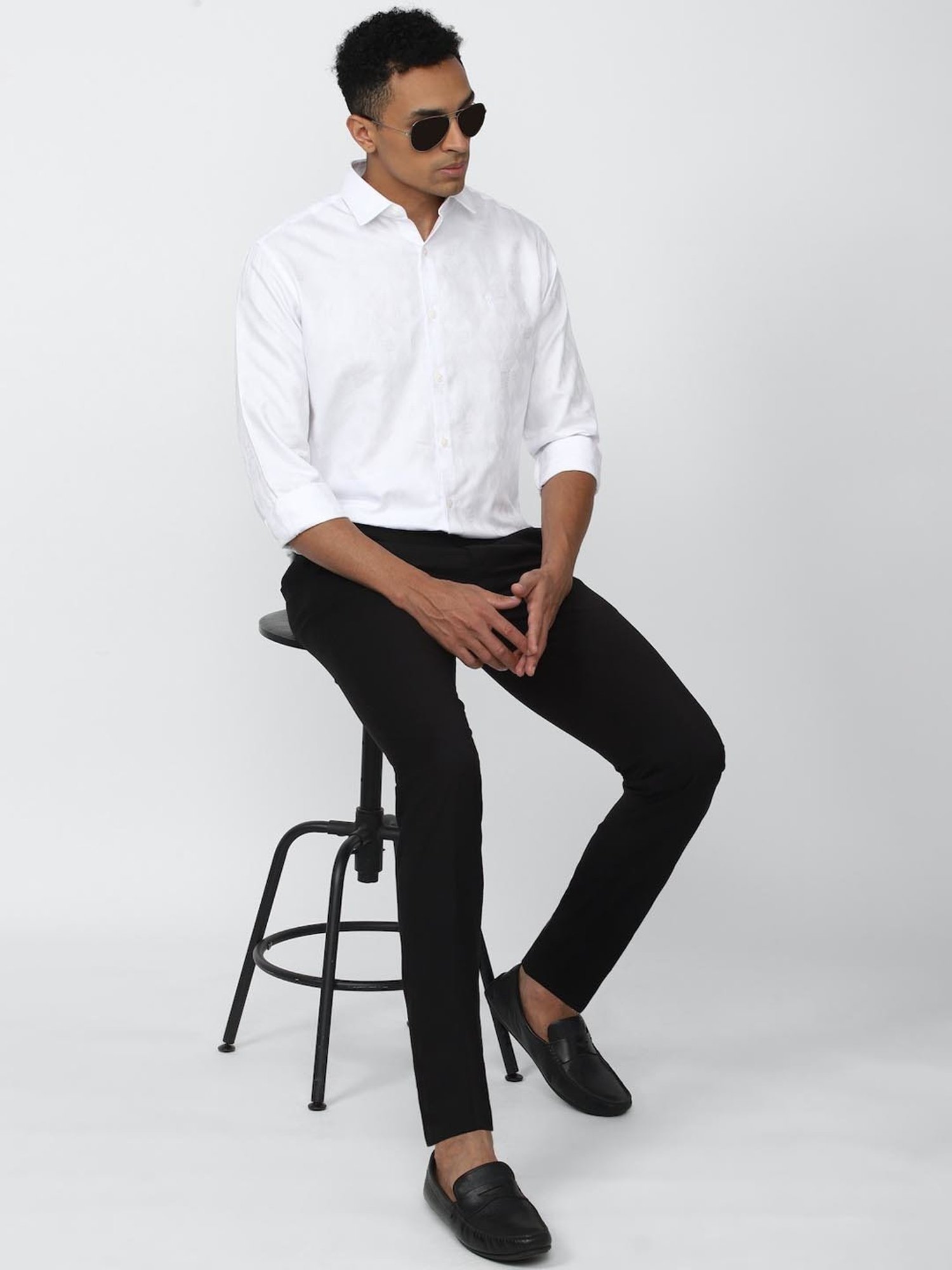 V Dot White Cotton Slim Fit Shirt