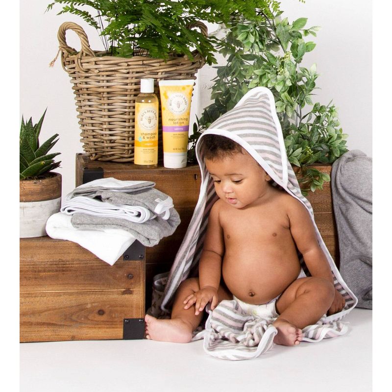 Burt's Bees Baby® Baby Girls' 2pk Hooded Bath Towel - Pink/Brown