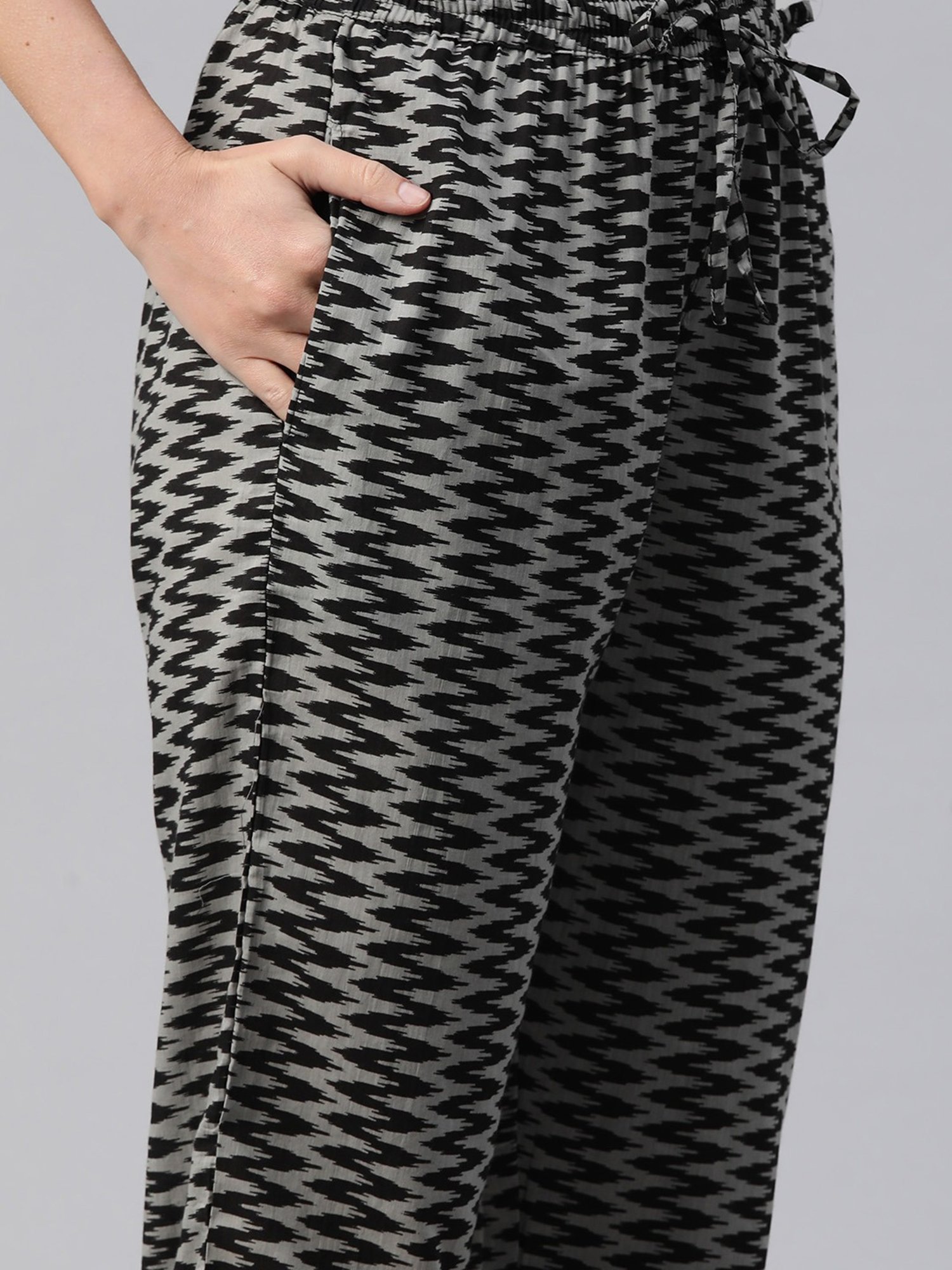 READIPRINT FASHIONS Black Cotton Printed Kurta Pant Set With Dupatta