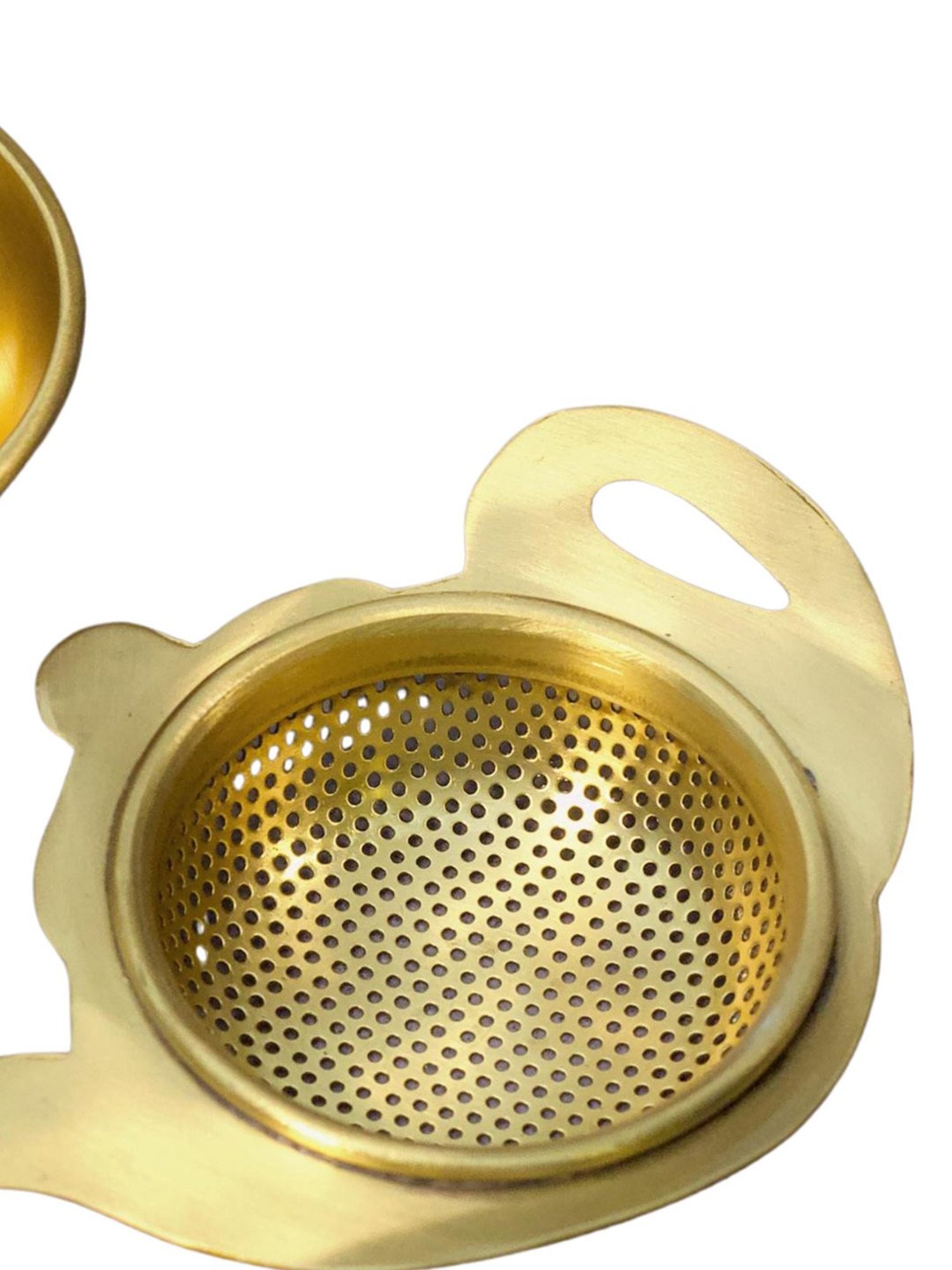 Ambi Kettle Shaped Tea Medium Sized Strainer With Resting Pot