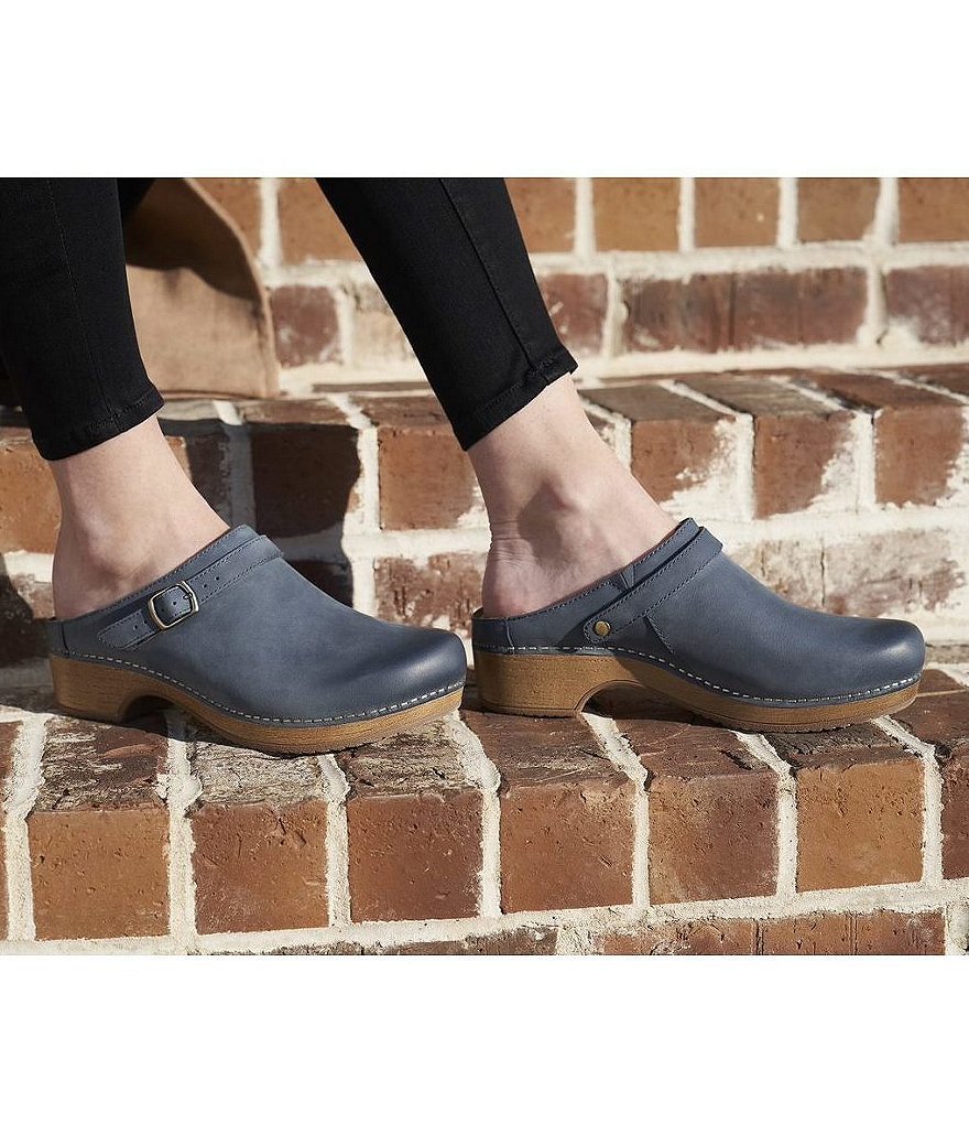 Dansko LT Pro Leather Clogs