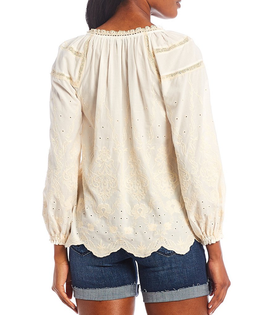 Democracy Embroidered Crochet Splicing Placement Notch V-Neck Blouson Sleeve Top