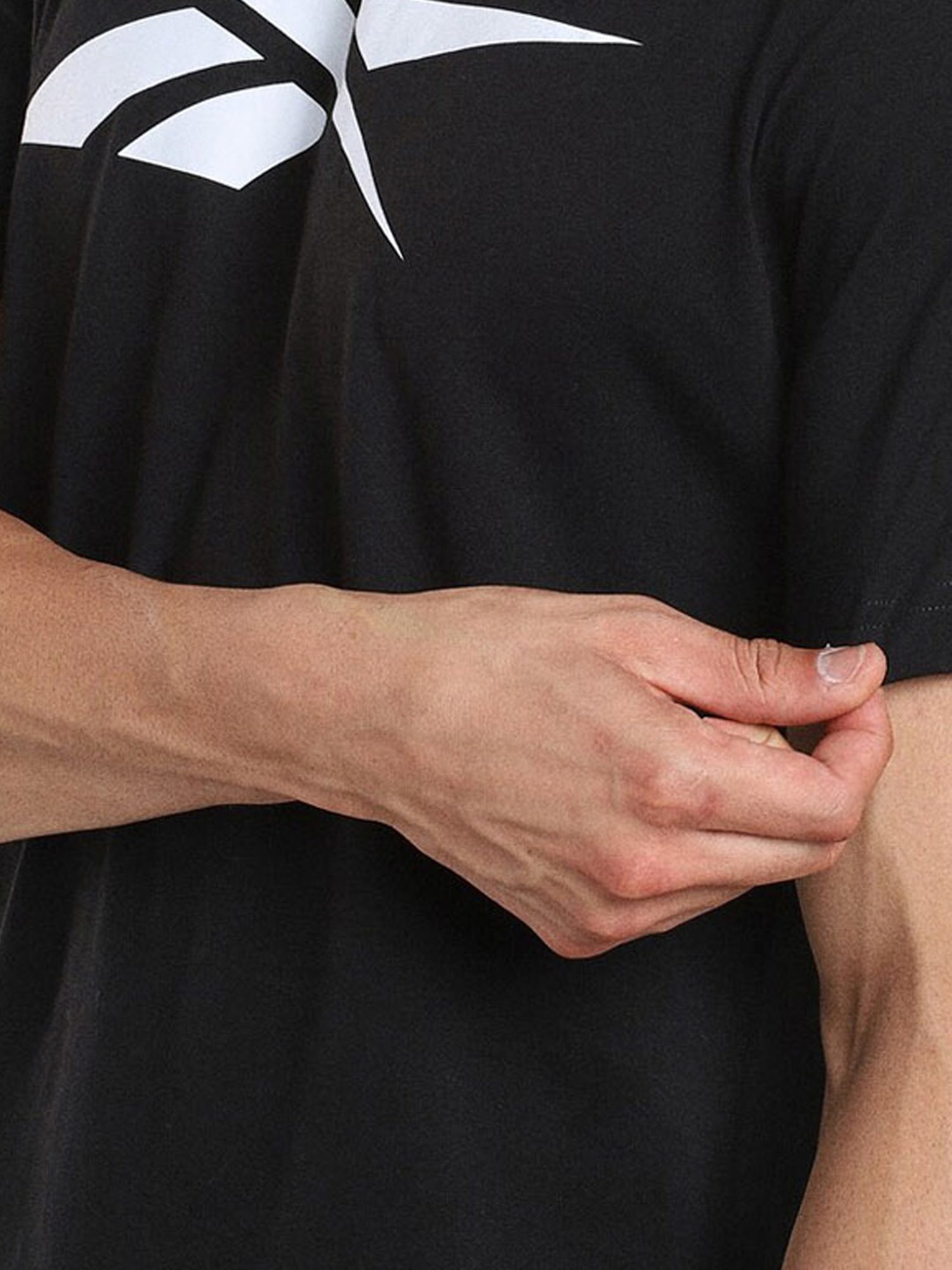 Reebok Black Cotton Regular Fit Printed Sports T-Shirt