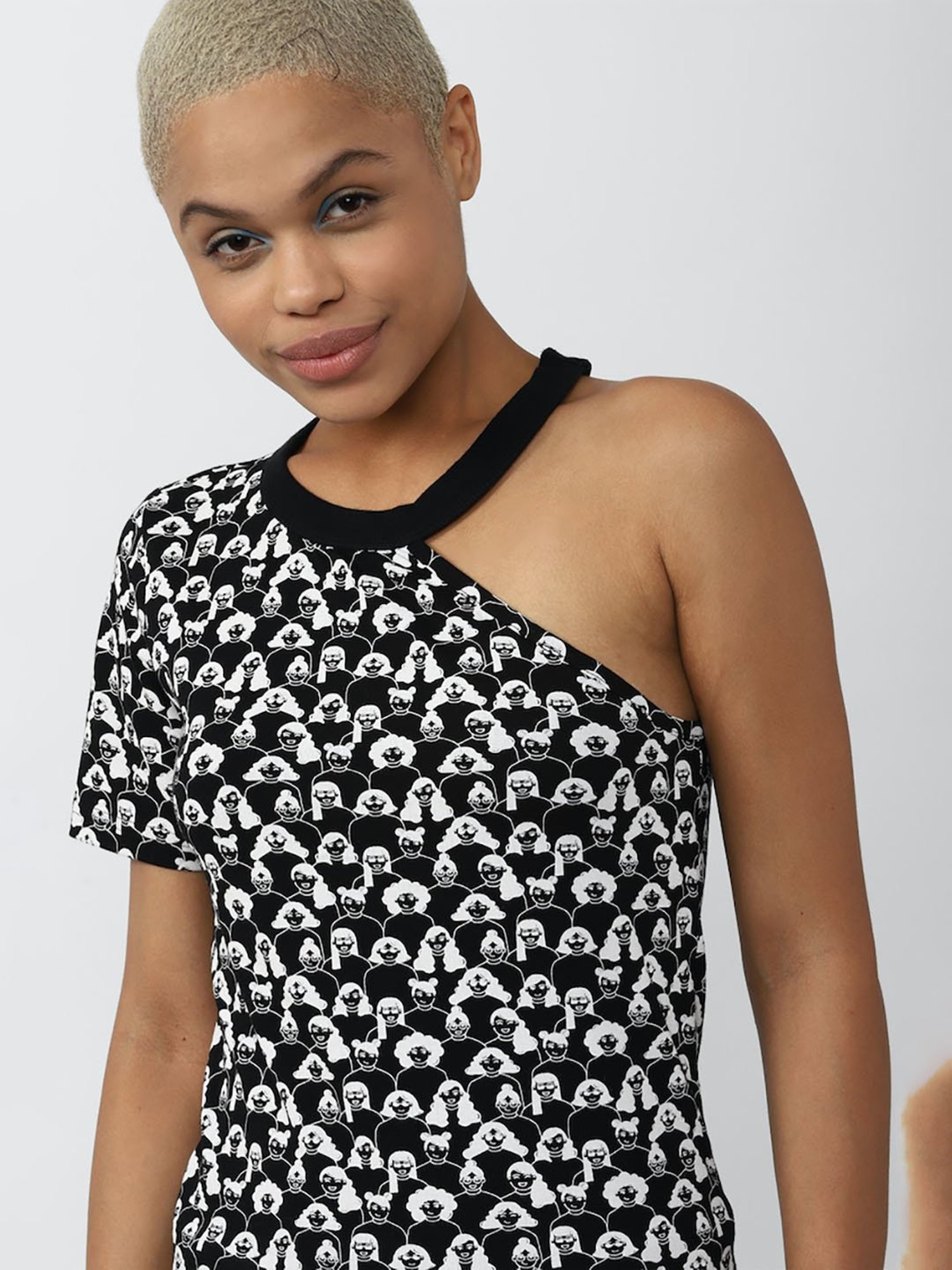 Forever 21 White & Black Printed Top
