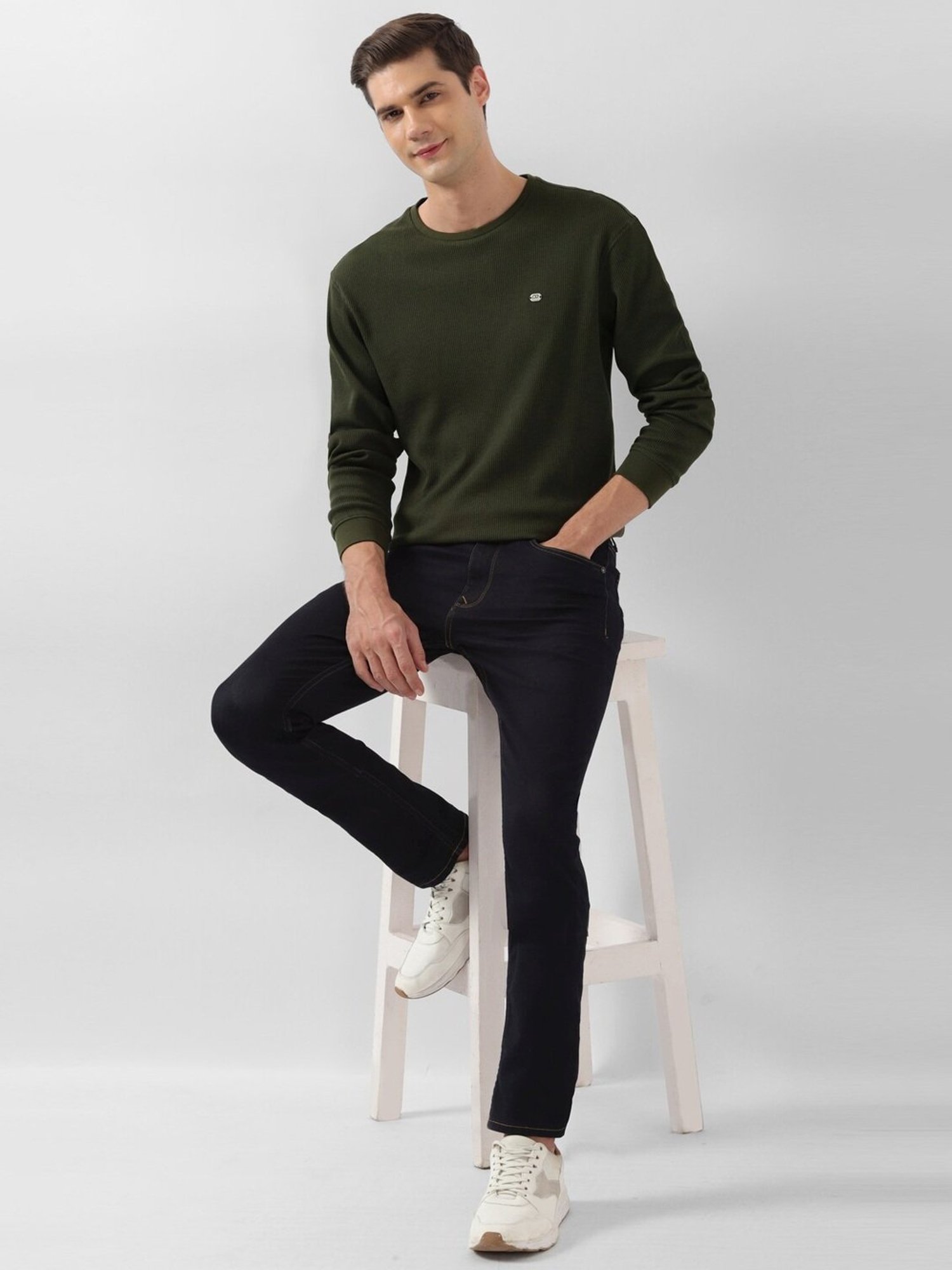 Peter England Green Regular Fit Texture T-Shirt