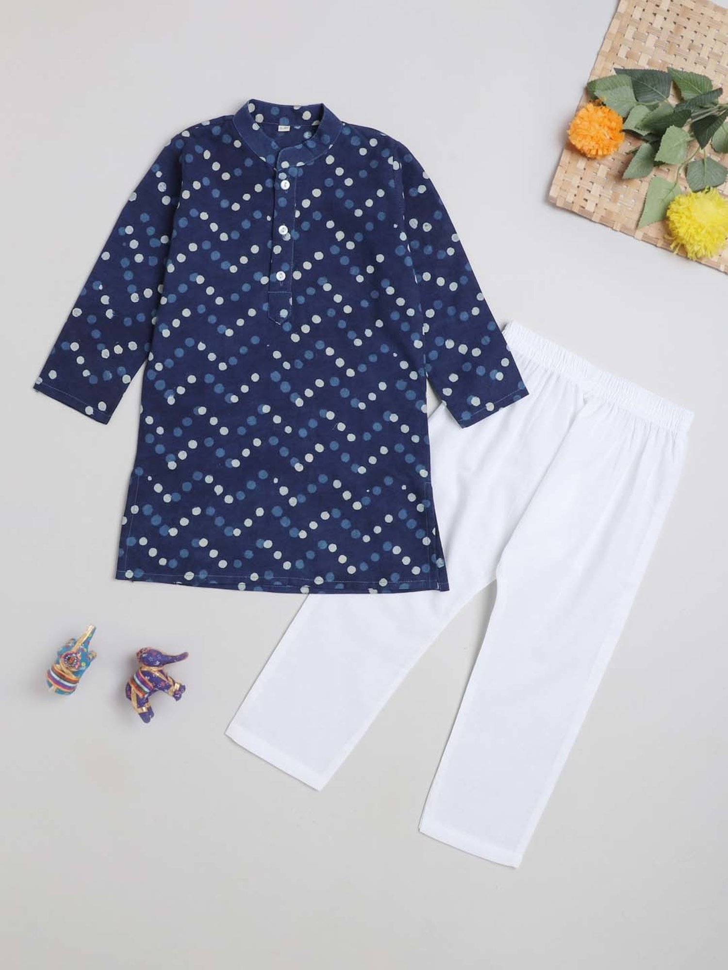 The Magic Wand Kids Blue & White Cotton Printed Full Sleeves Kurta Set