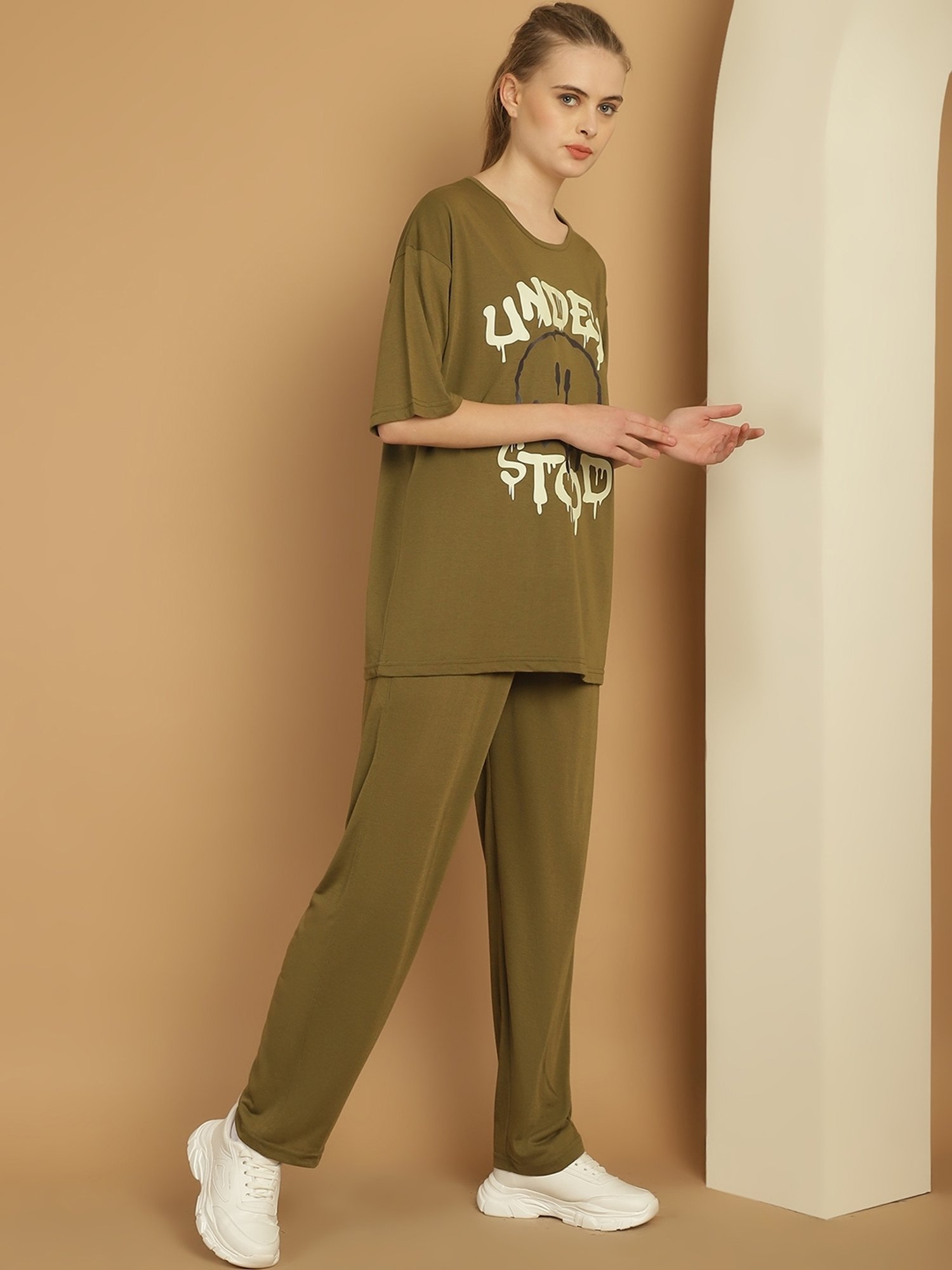 Vimal Jonney Olive Green Cotton Printed T-Shirt & Track Pants Set